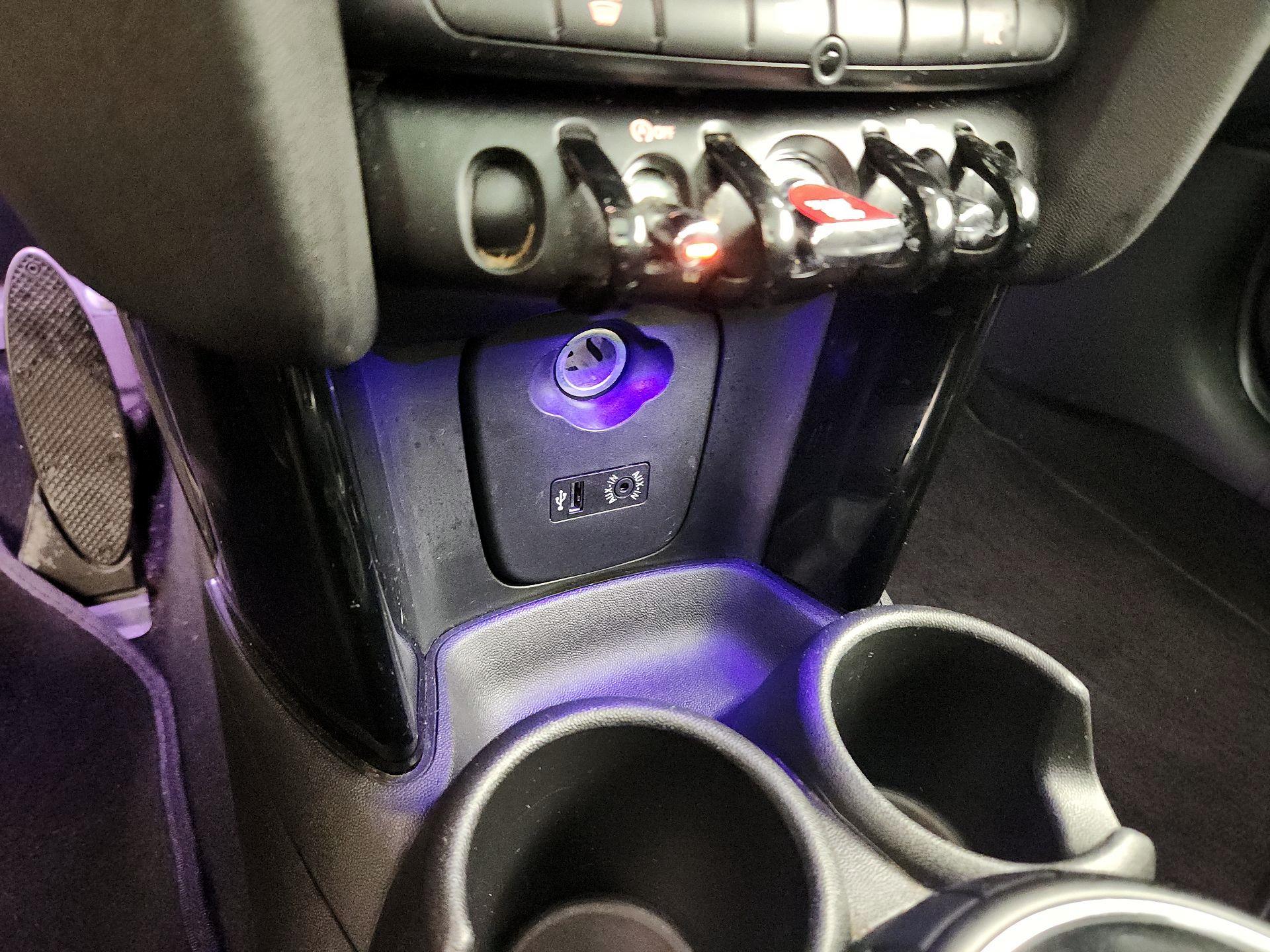 Thumbnail: 2016 MINI Cooper Hardtop - 18