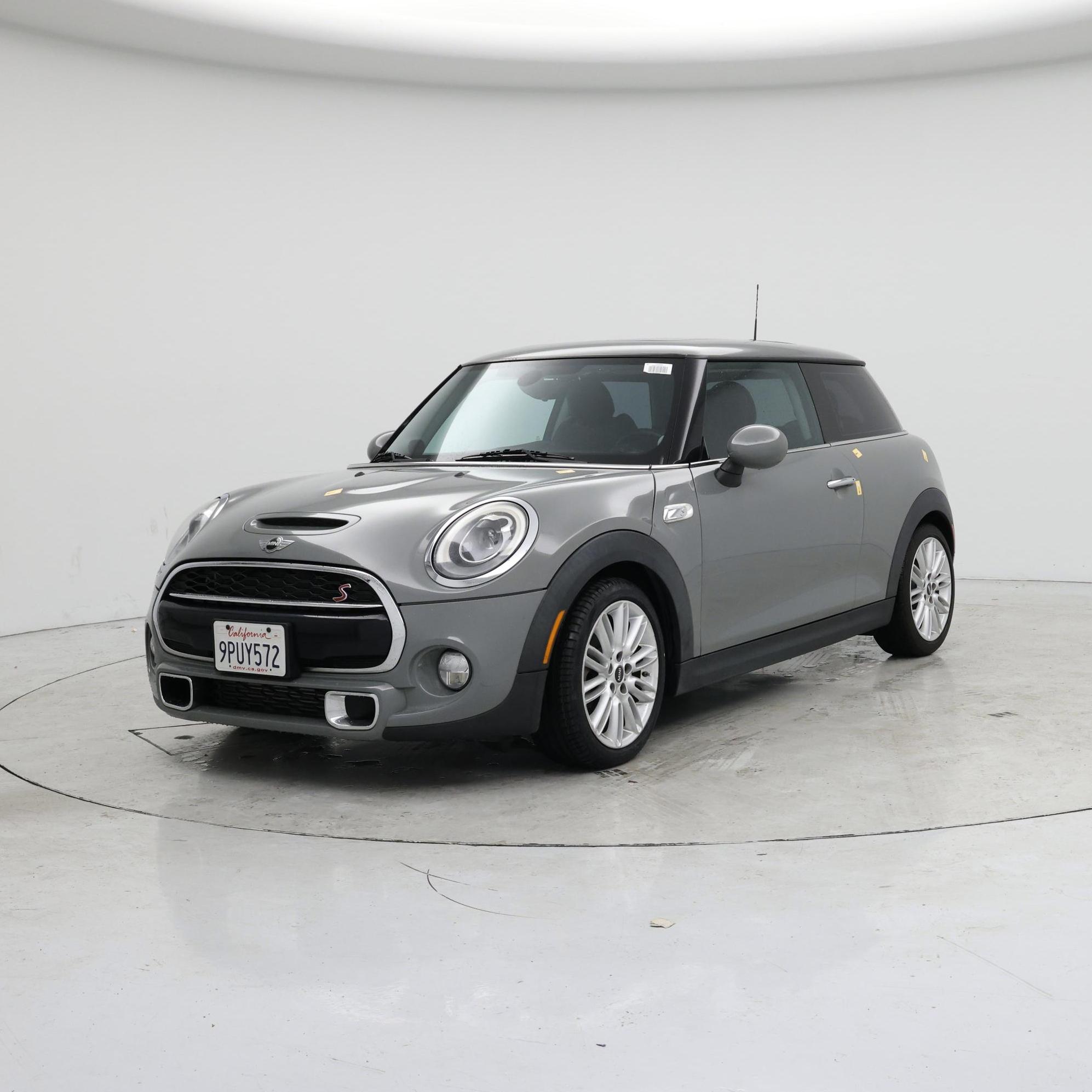 Thumbnail: 2016 MINI Cooper Hardtop - 4