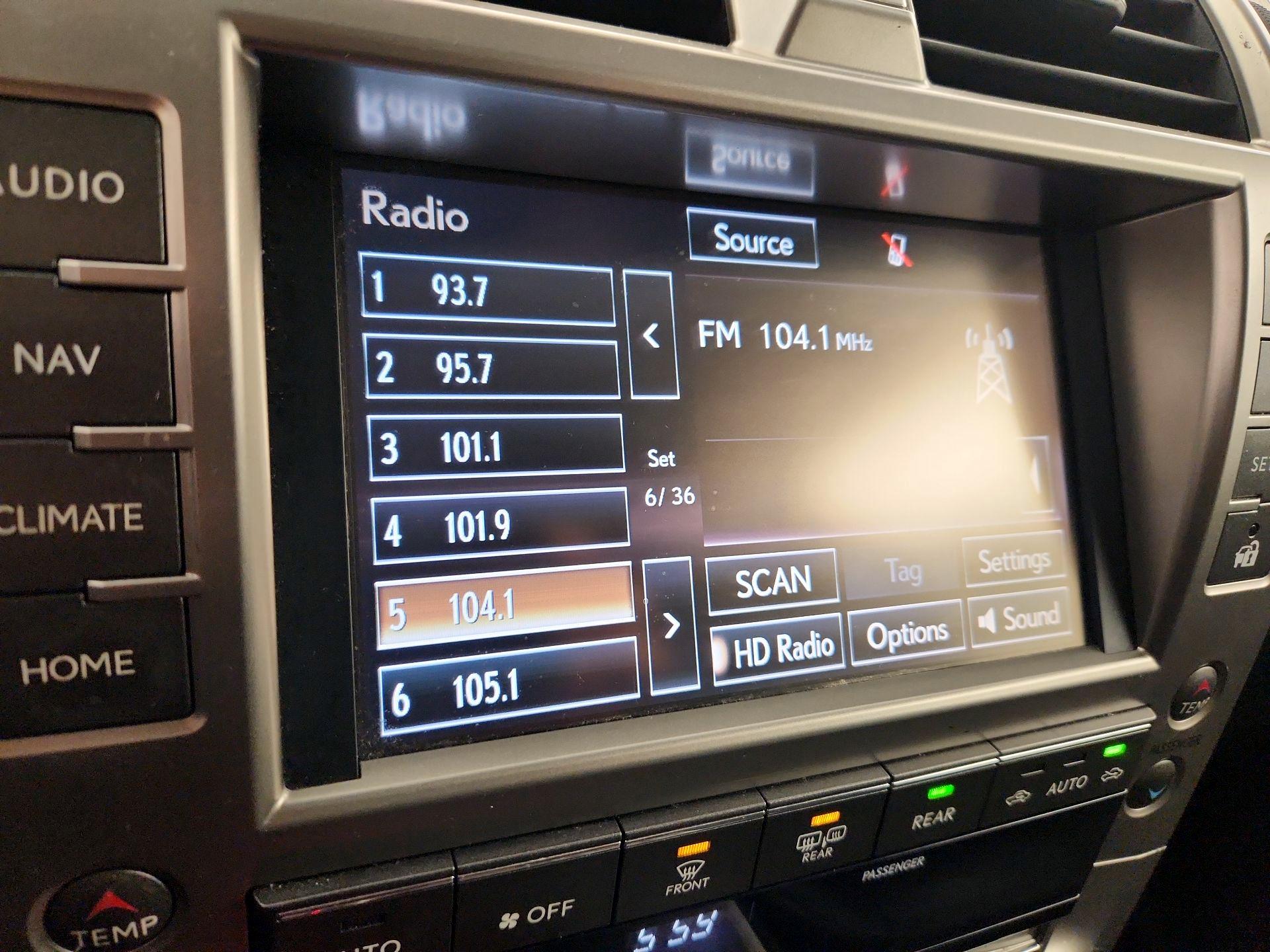 Thumbnail: 2017 Lexus GX - 16