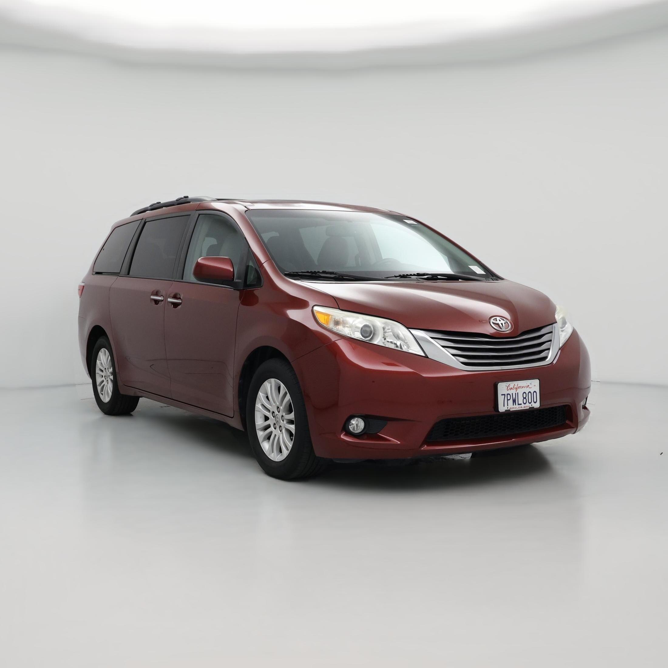 Thumbnail: 2015 Toyota Sienna - 1