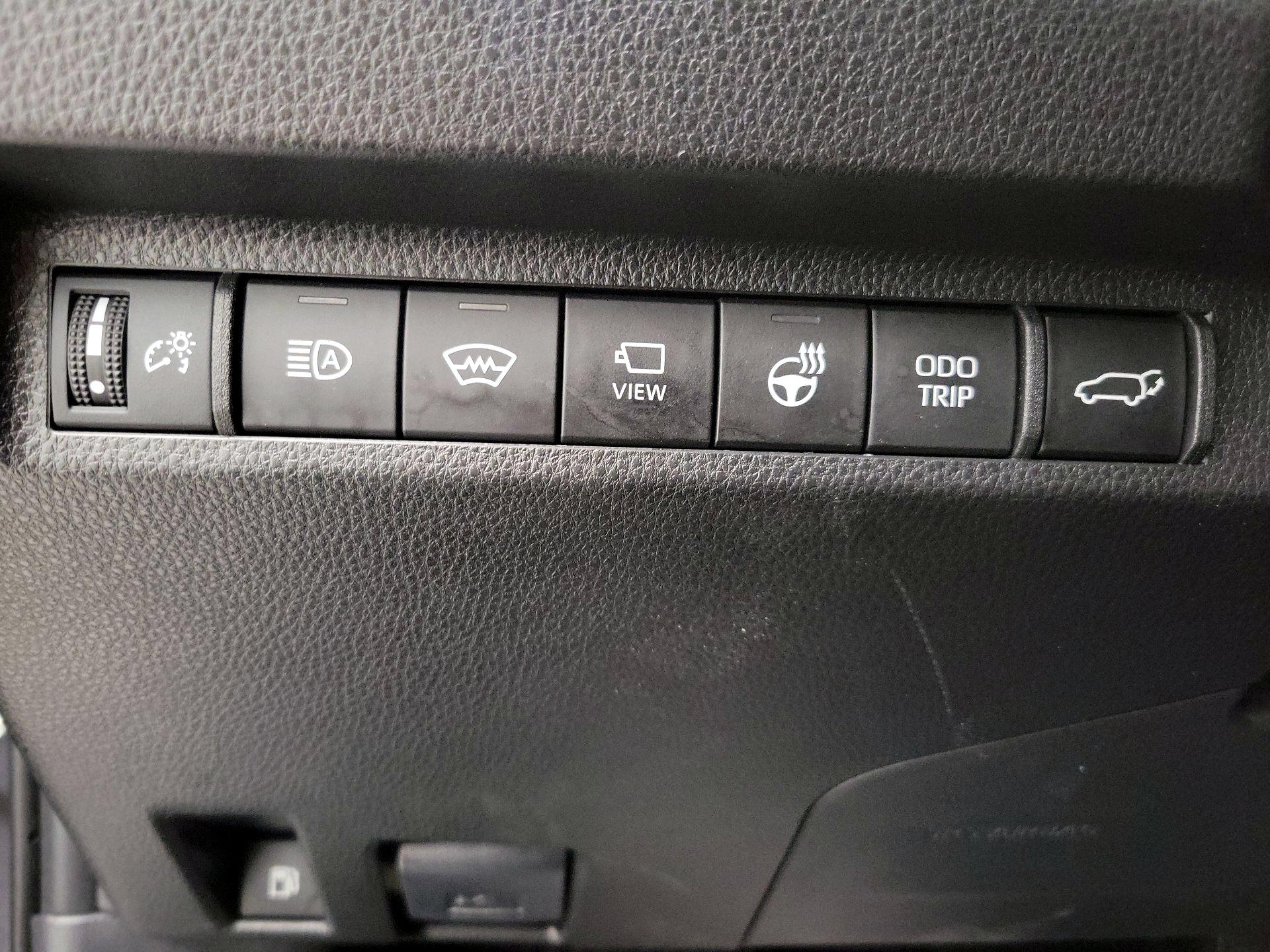 Thumbnail: 2024 Toyota RAV4 - 13