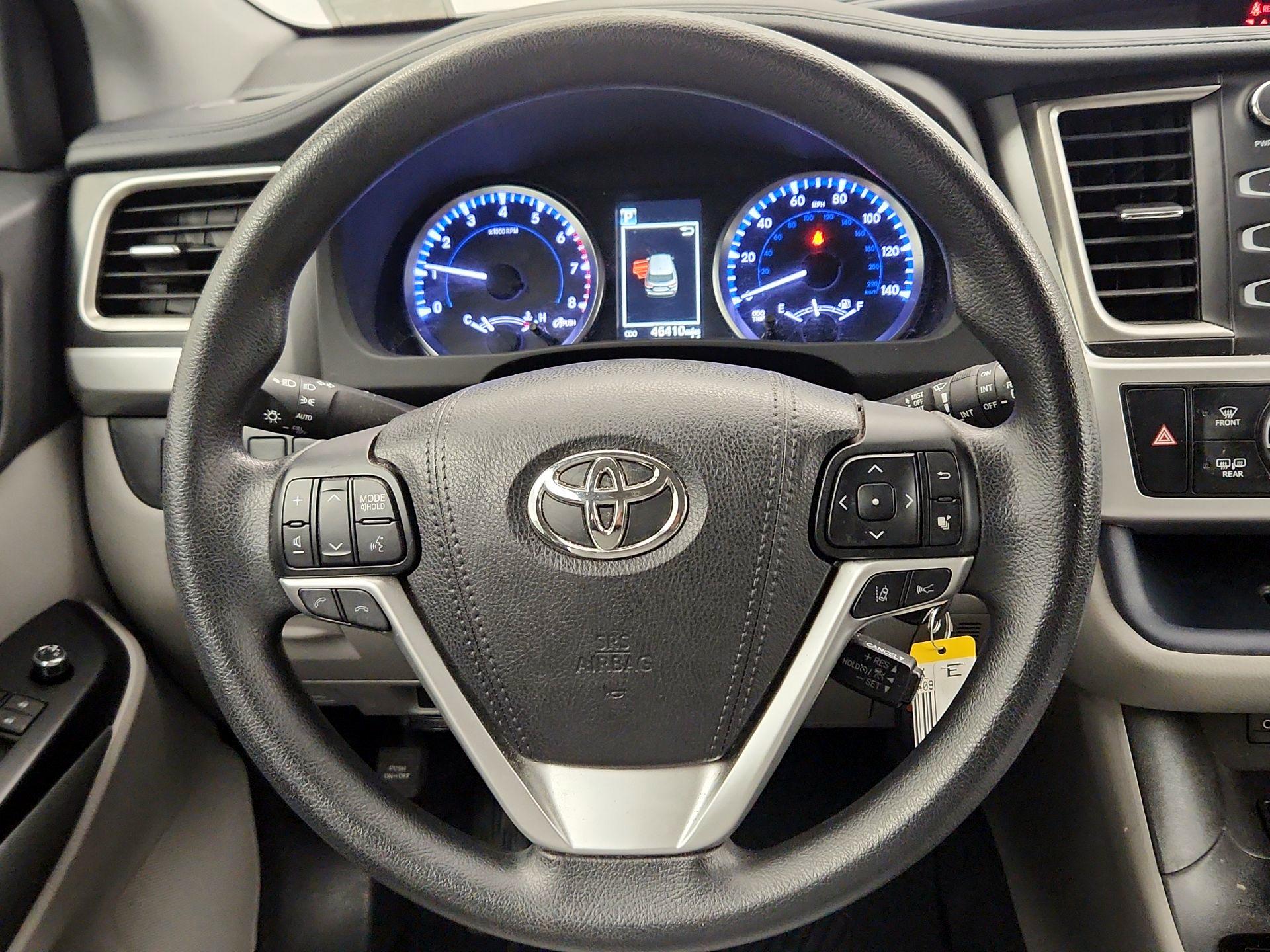 Thumbnail: 2018 Toyota Highlander - 10