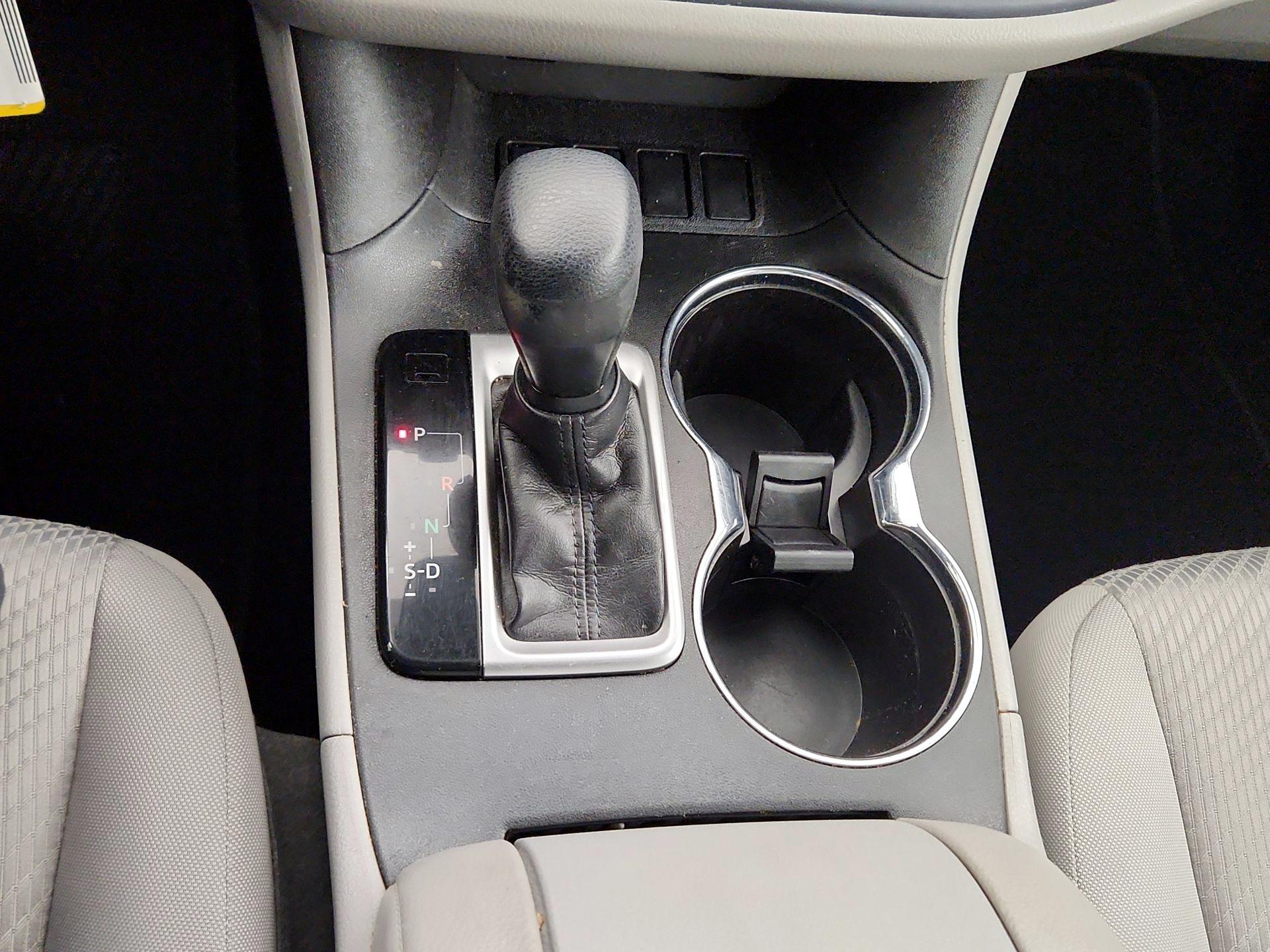 Thumbnail: 2018 Toyota Highlander - 17