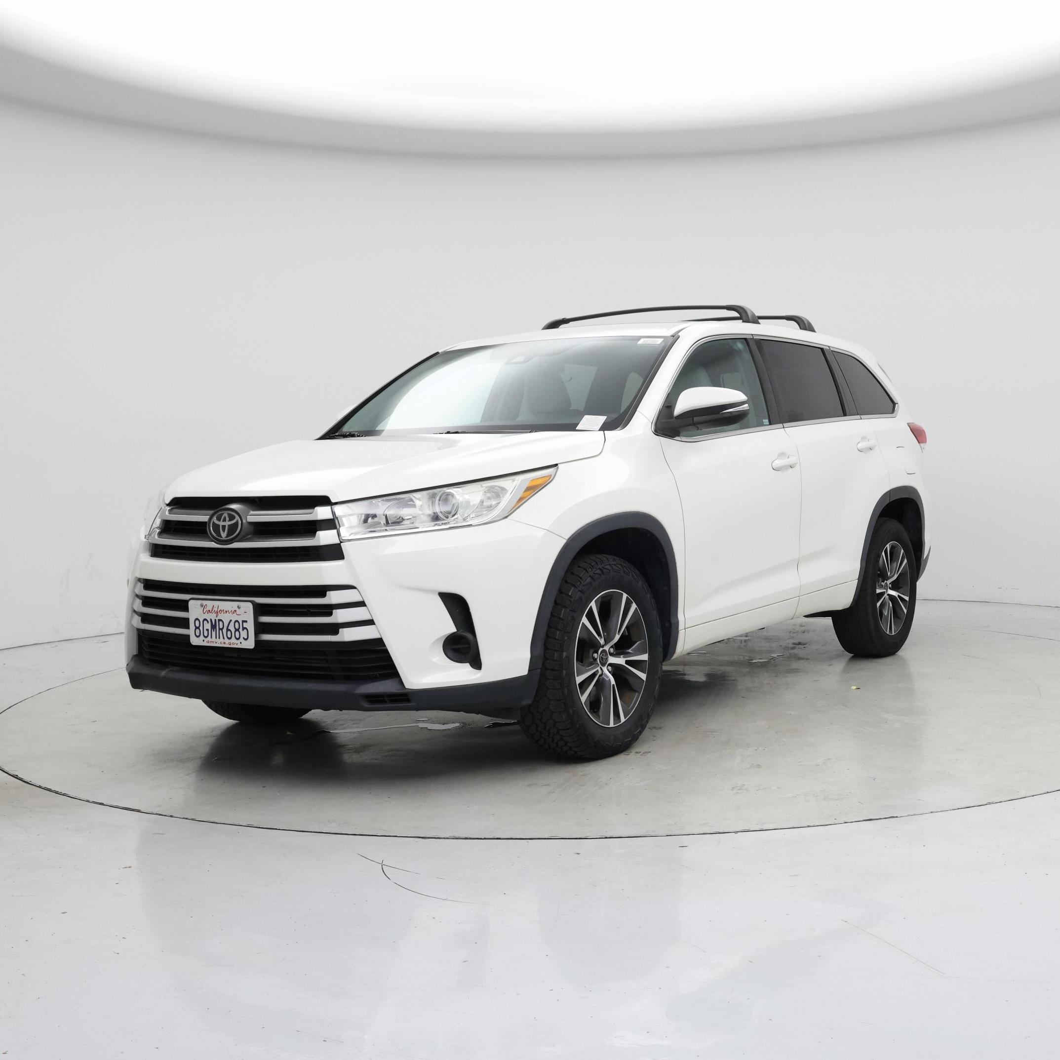Thumbnail: 2018 Toyota Highlander - 4