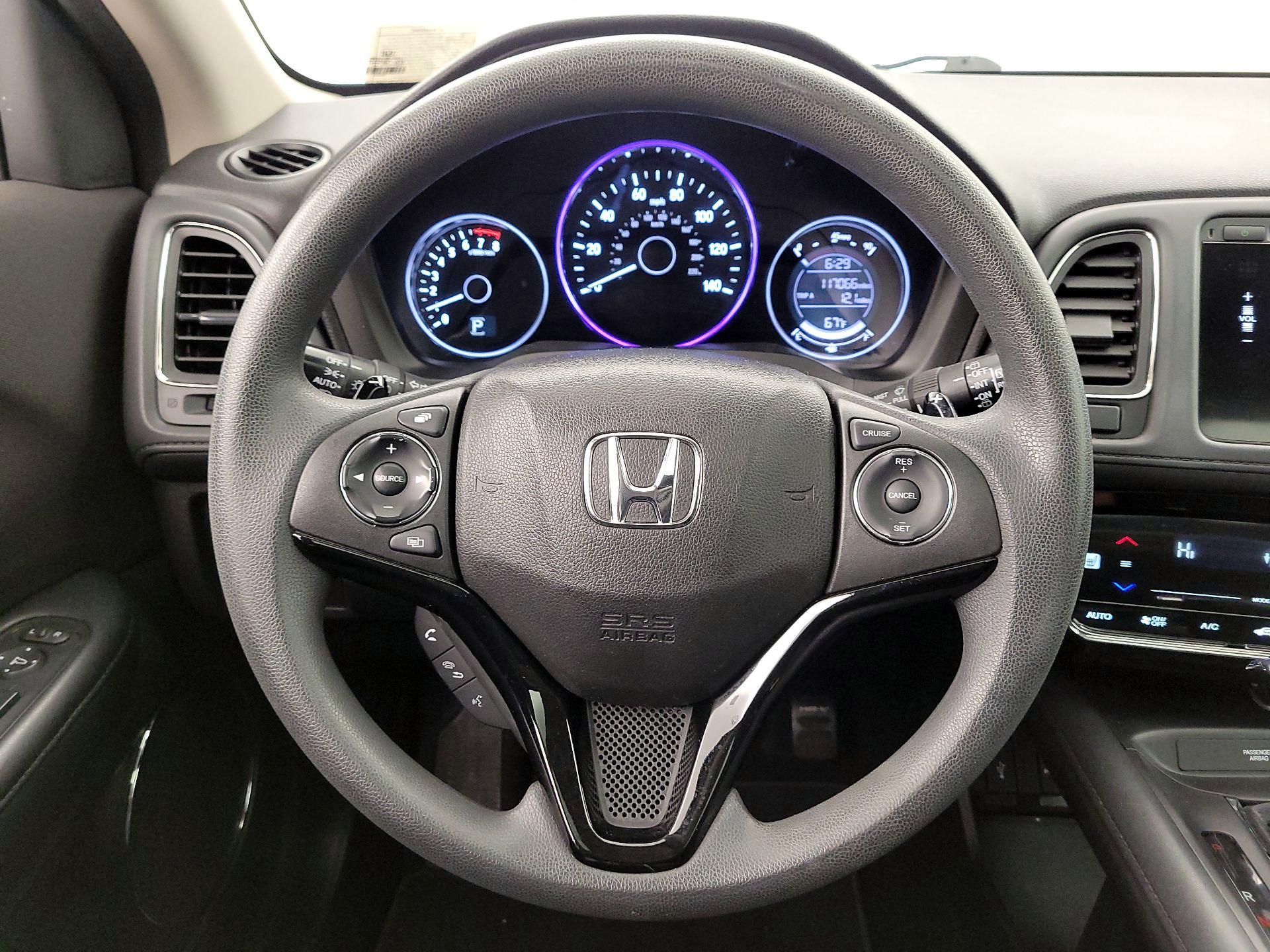 Thumbnail: 2016 Honda HR-V - 10