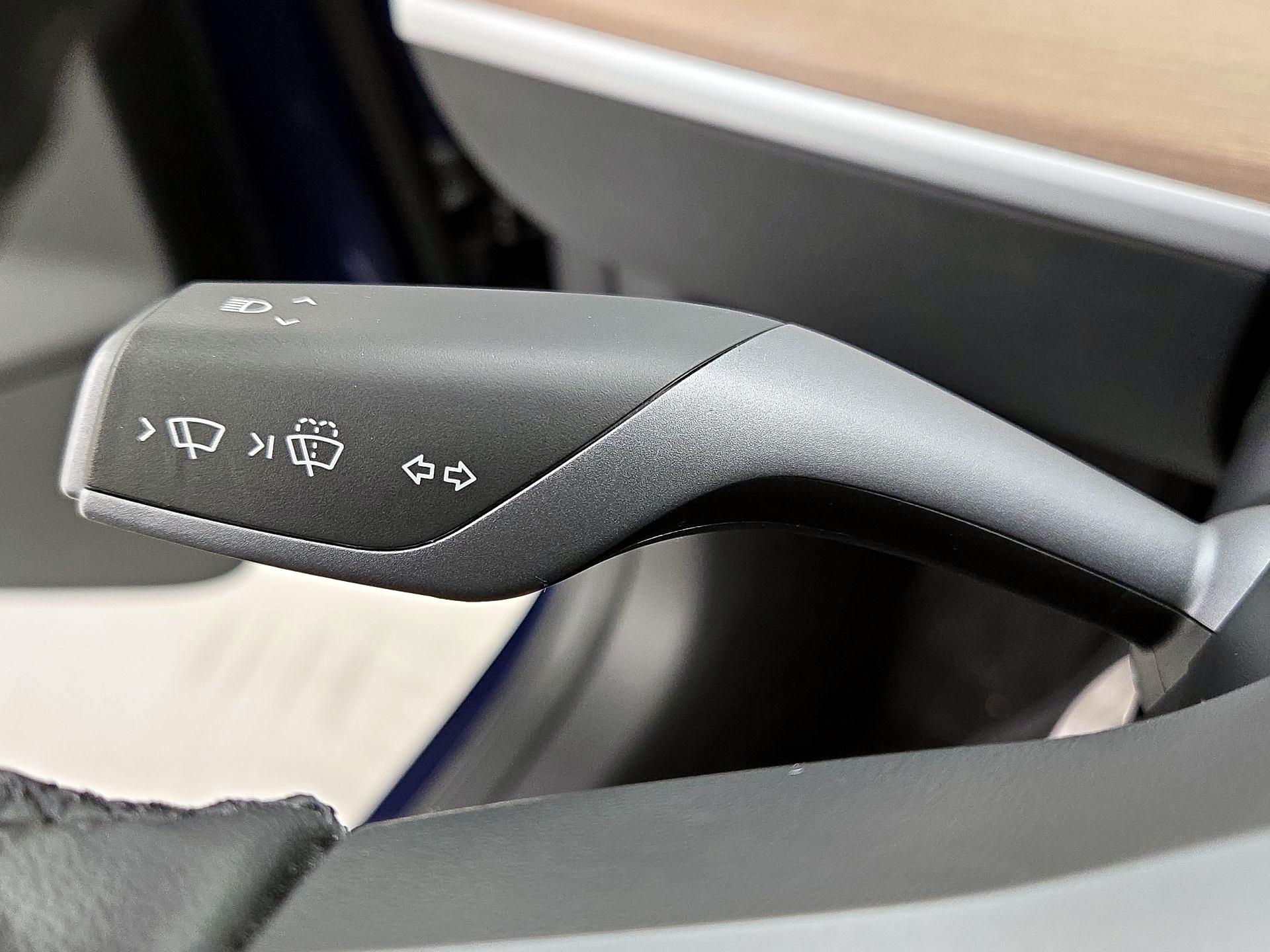 Thumbnail: 2023 Tesla Model 3 - 13