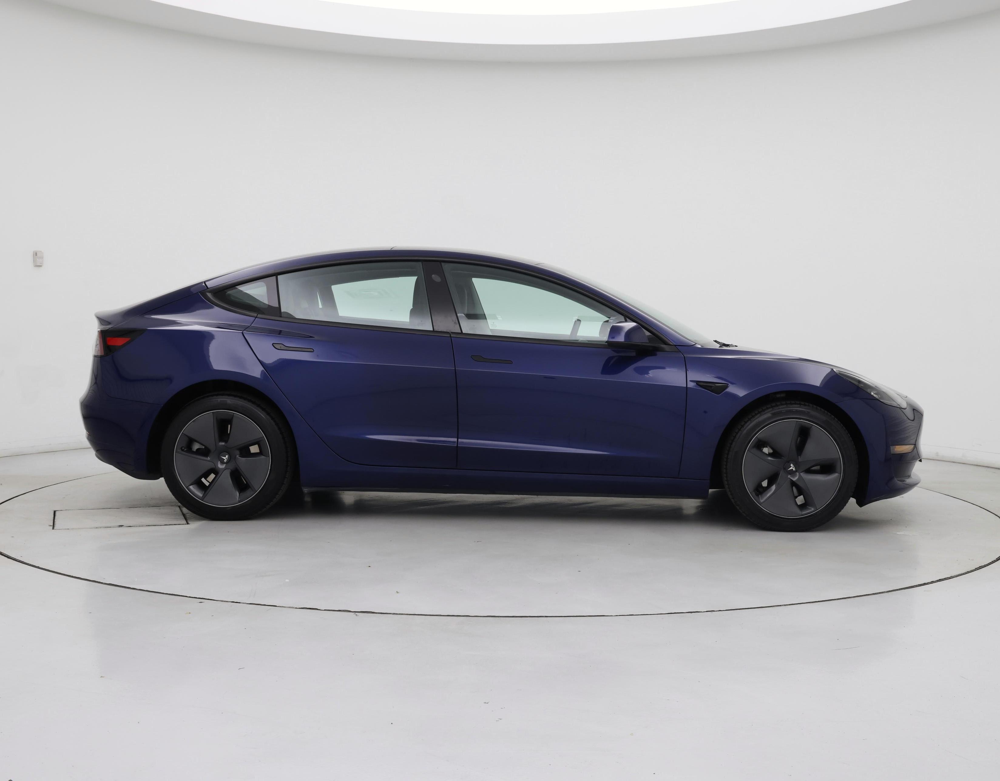 Thumbnail: 2023 Tesla Model 3 - 7