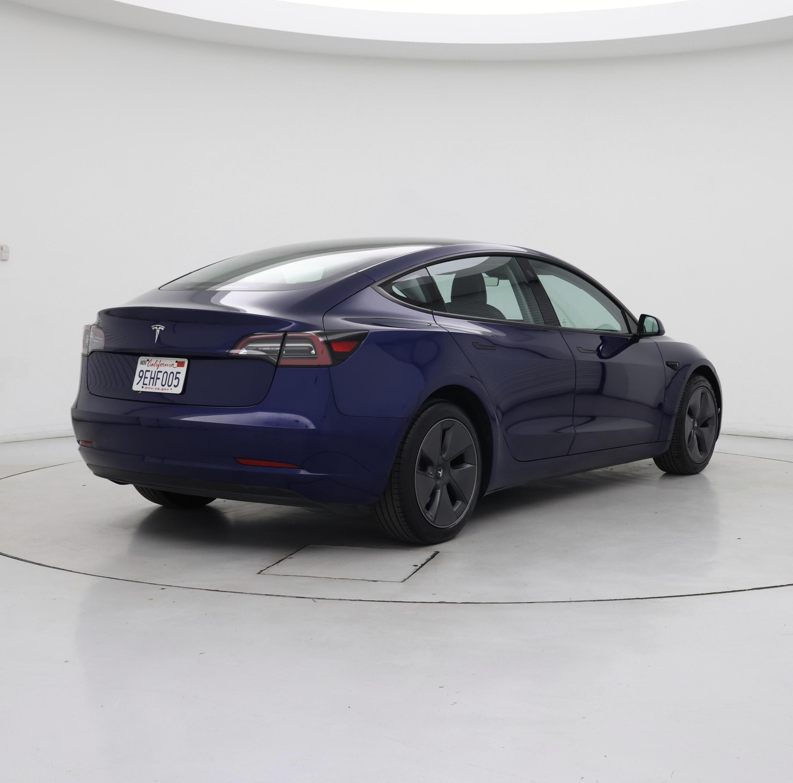 Thumbnail: 2023 Tesla Model 3 - 8
