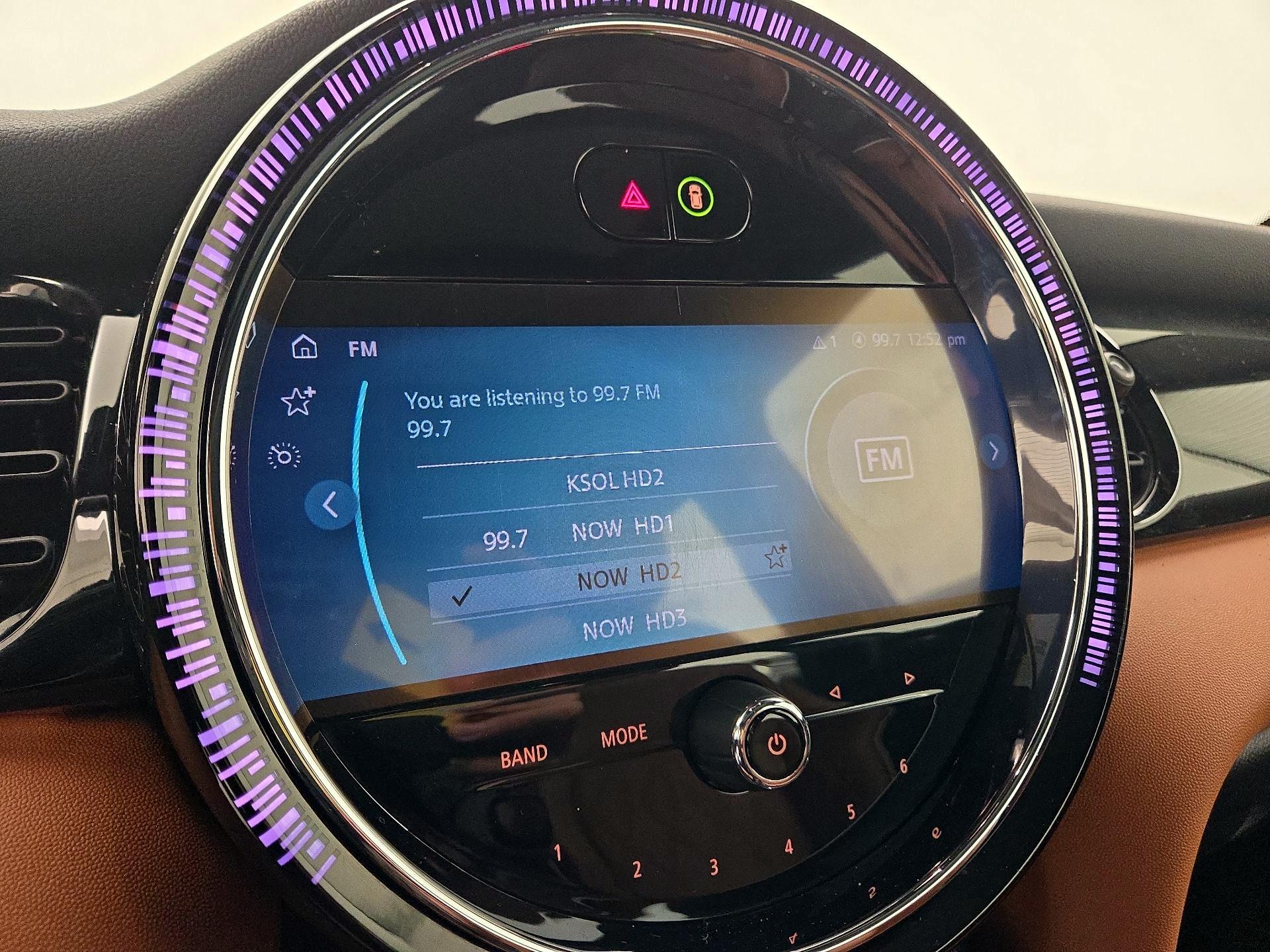 Thumbnail: 2022 MINI Cooper Hardtop - 16