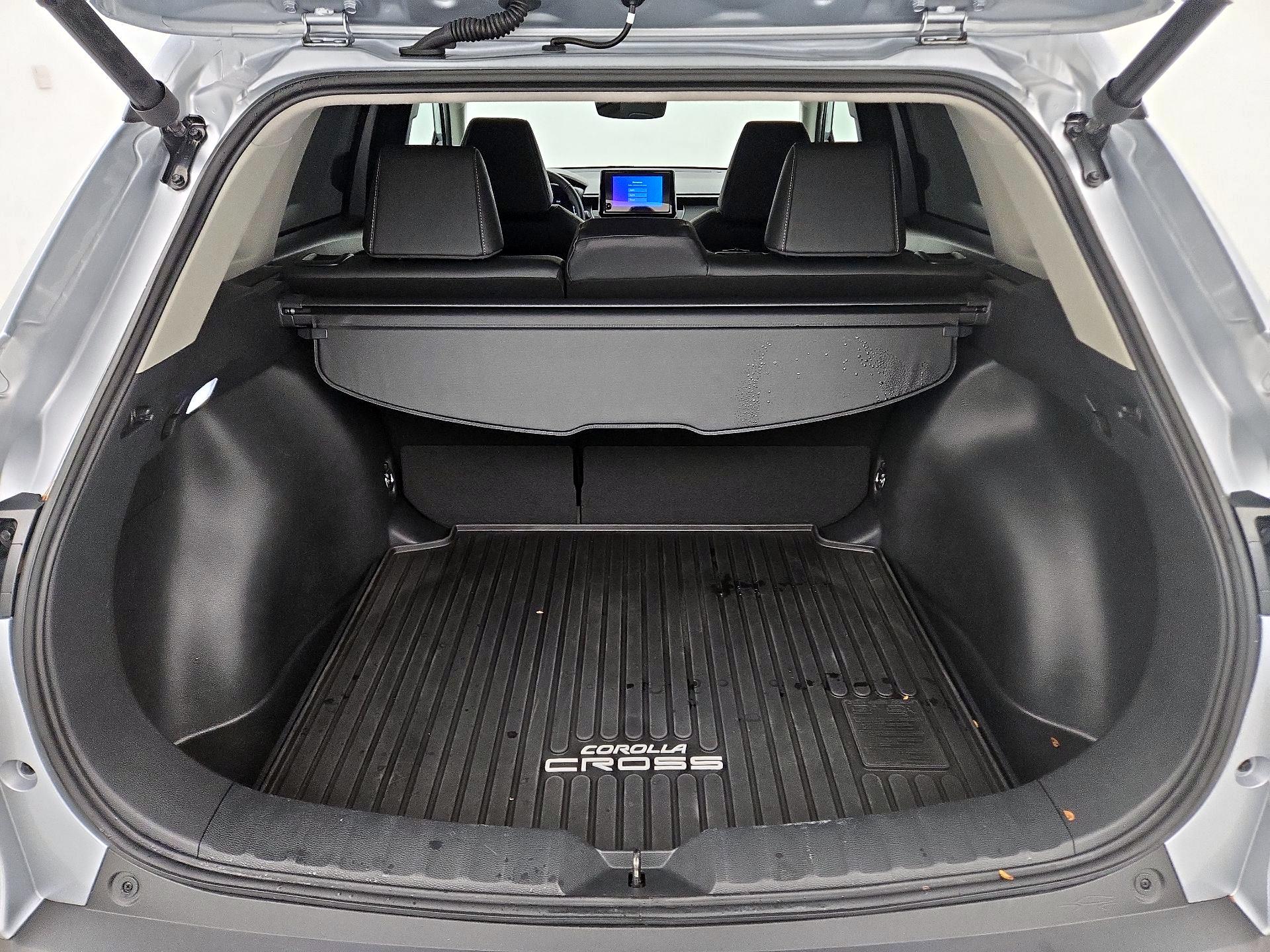 Thumbnail: 2024 Toyota Corolla Cross - 19