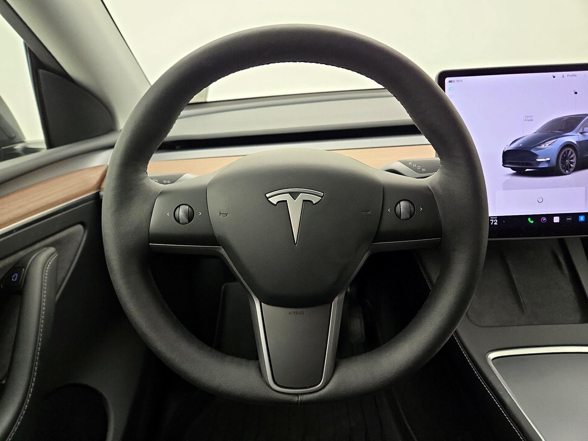 Thumbnail: 2024 Tesla Model Y - 10