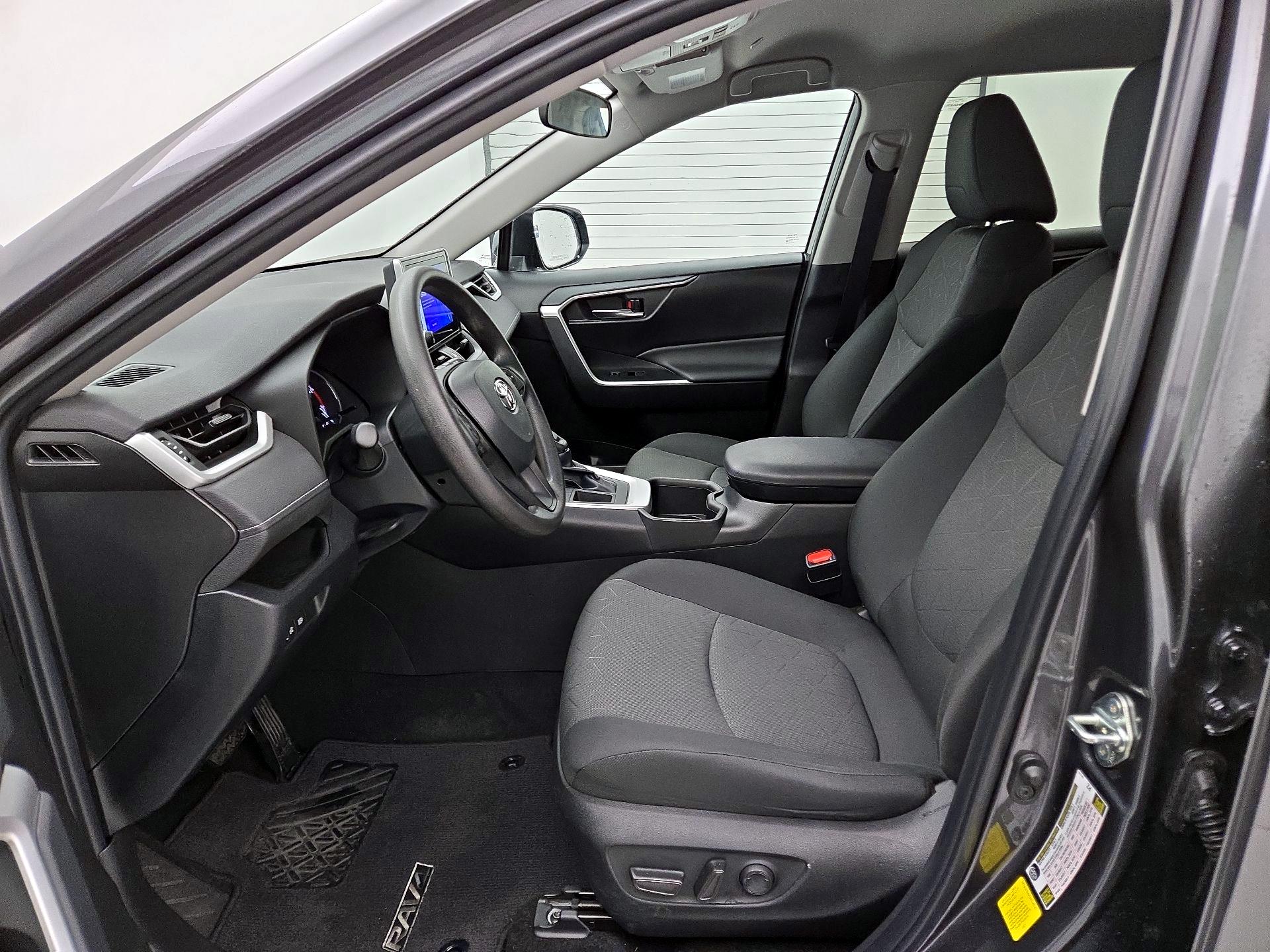 Thumbnail: 2023 Toyota RAV4 - 11