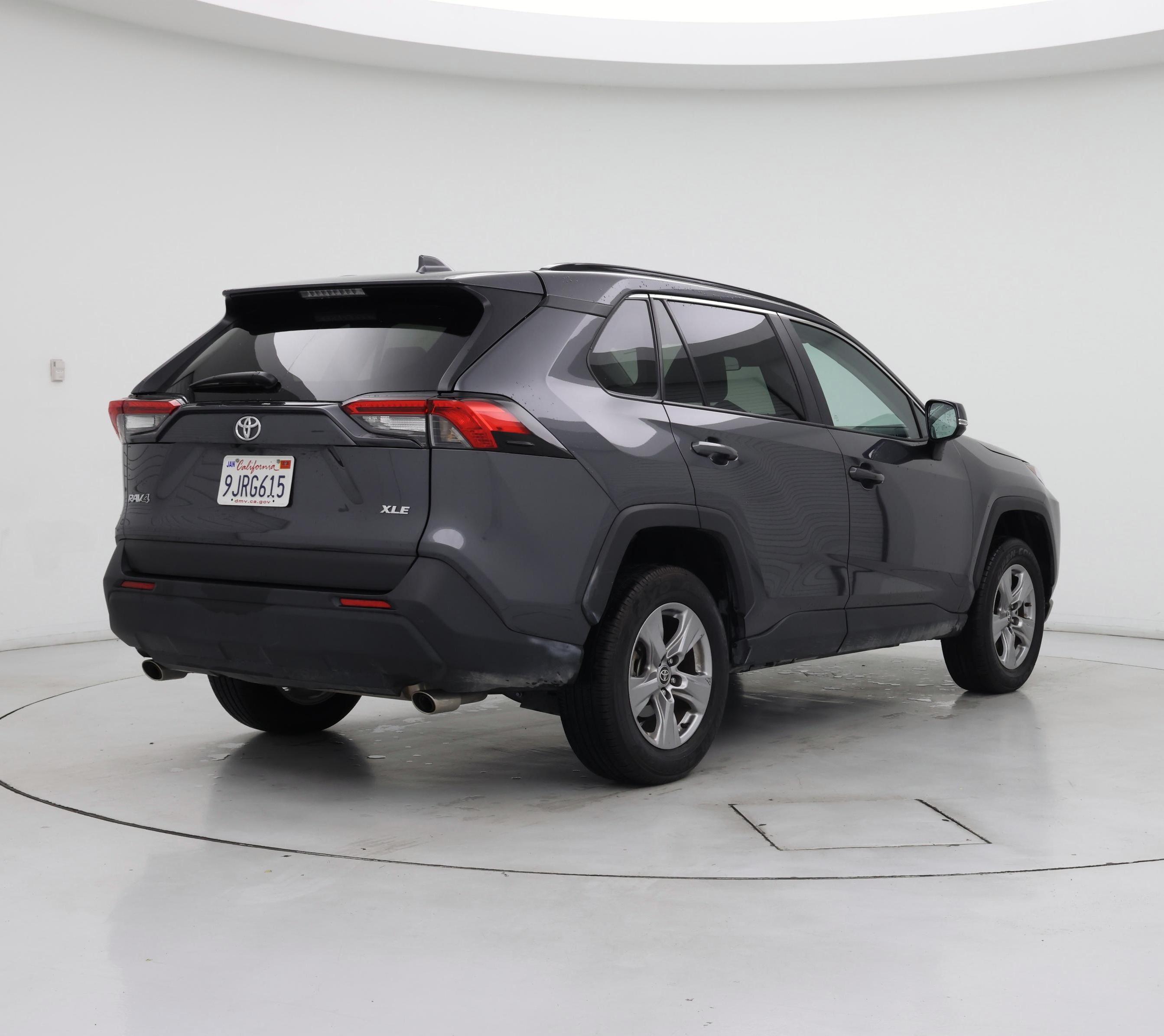 Thumbnail: 2023 Toyota RAV4 - 8