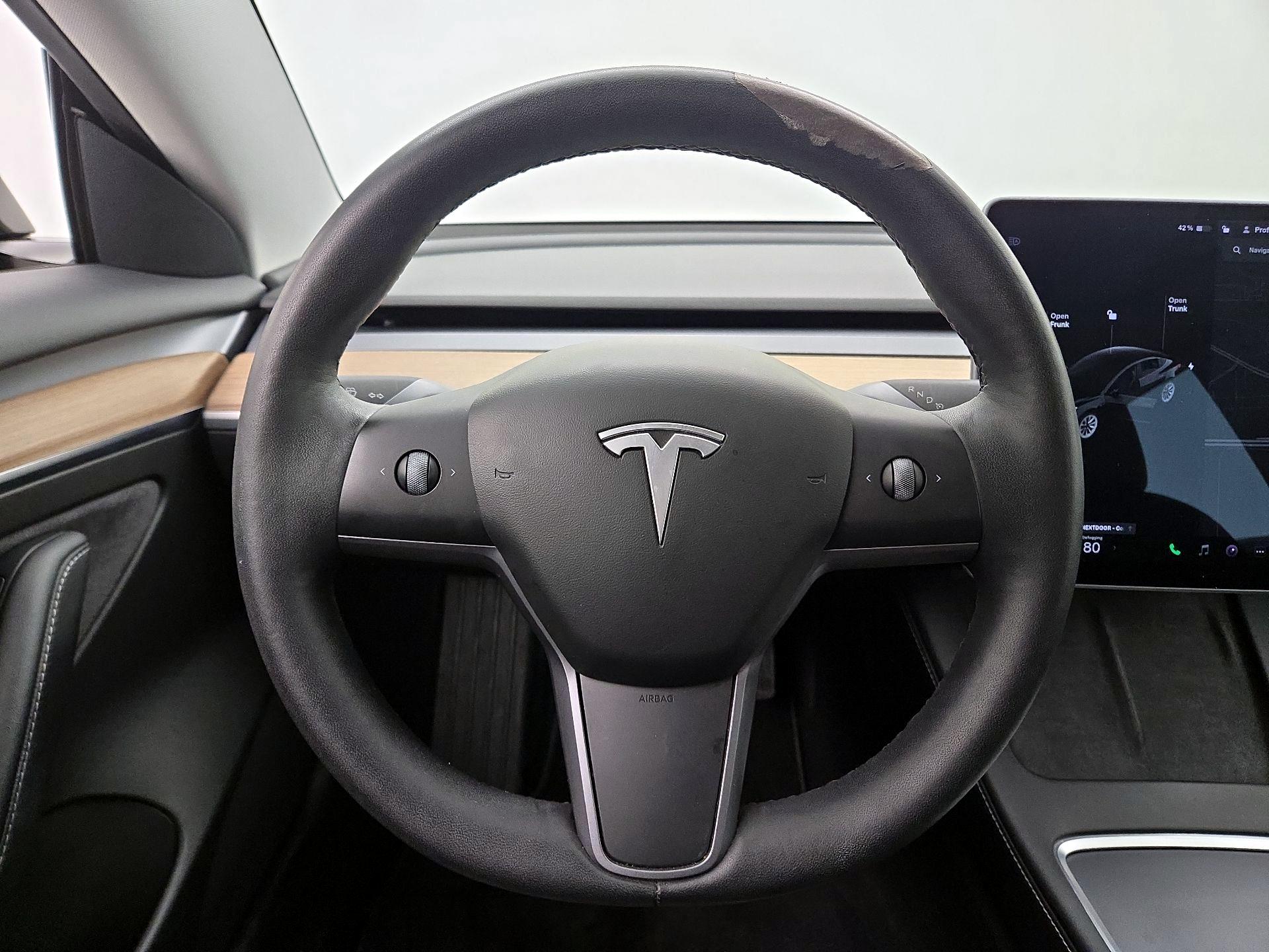 Thumbnail: 2022 Tesla Model 3 - 10