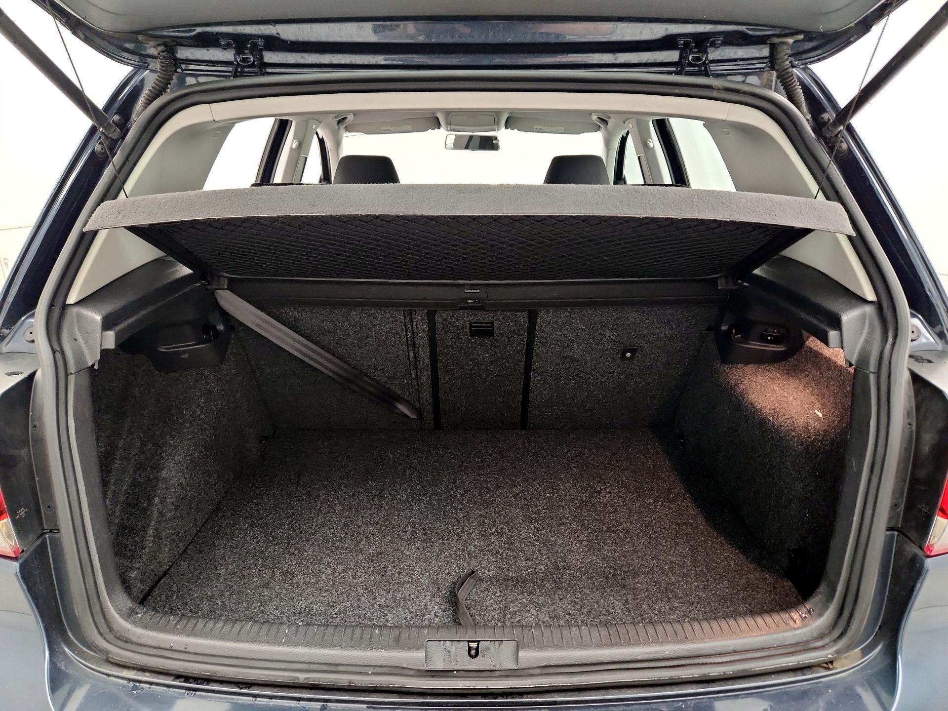 Thumbnail: 2014 Volkswagen Golf - 19