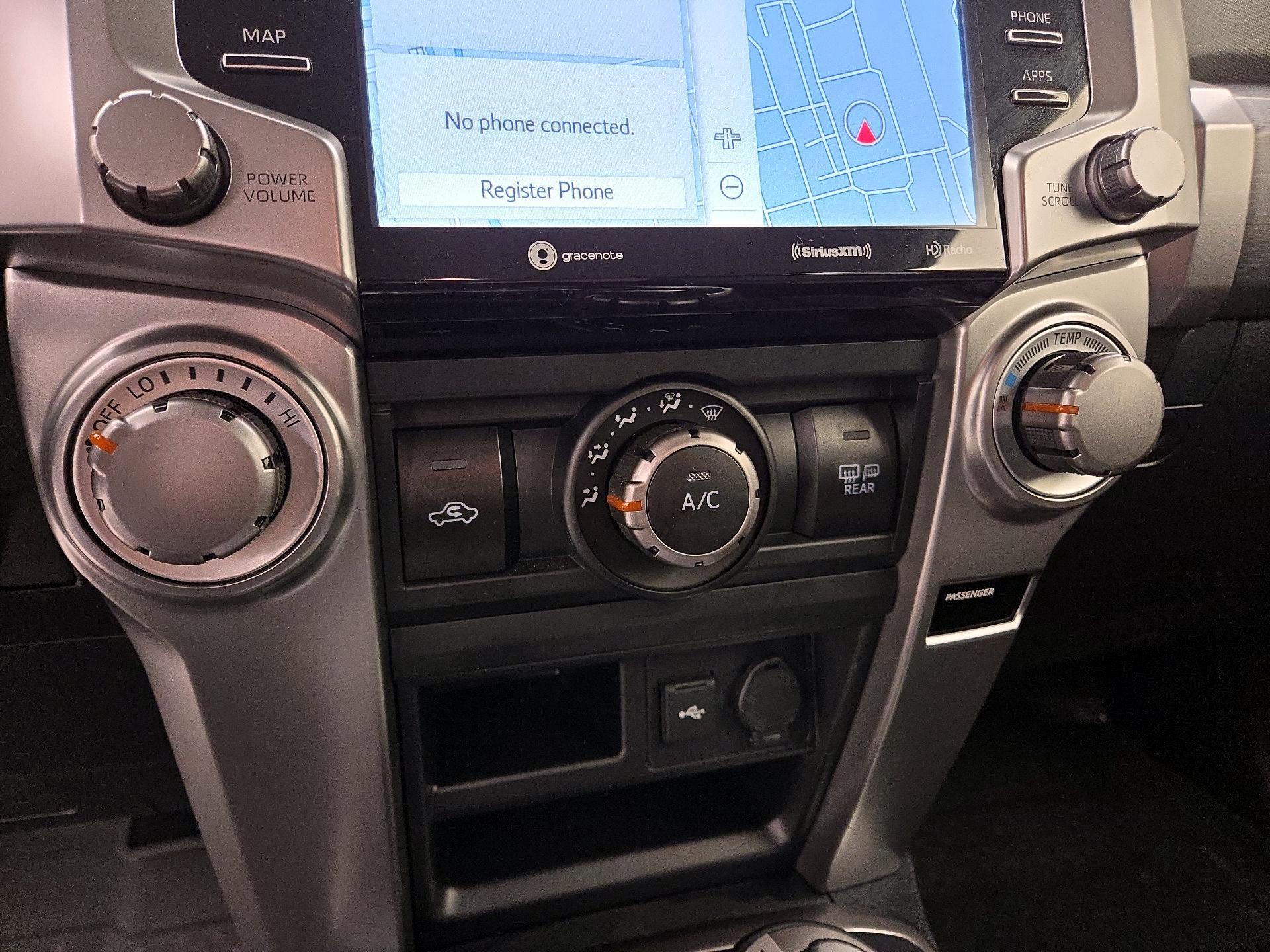 Thumbnail: 2024 Toyota 4Runner - 17