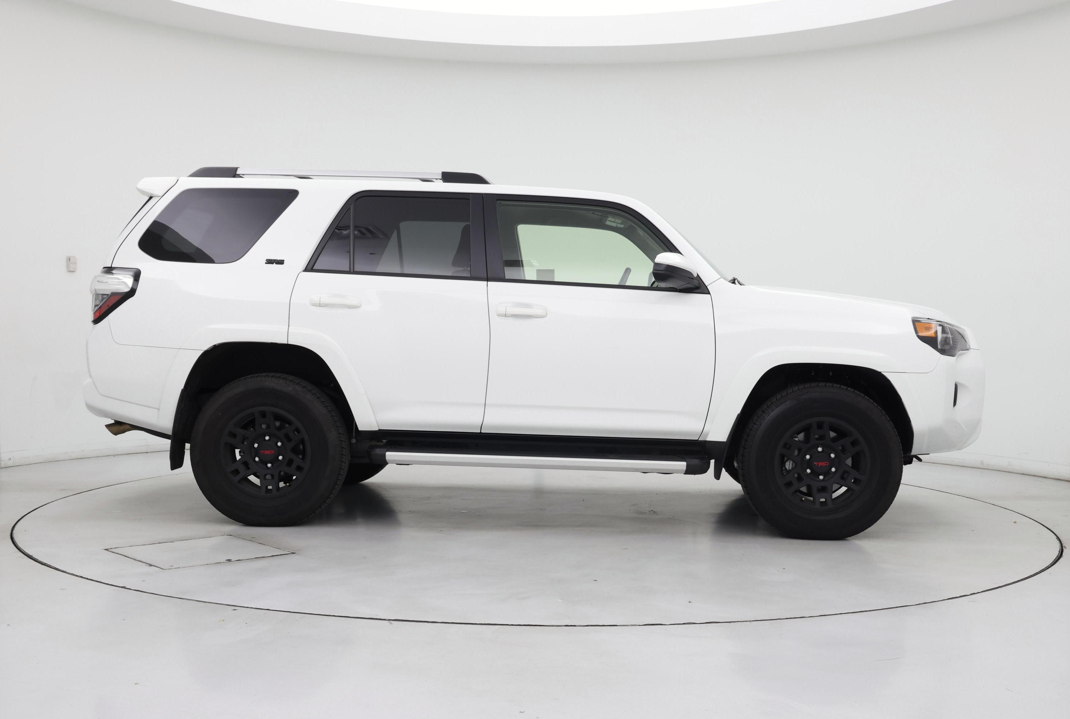 Thumbnail: 2024 Toyota 4Runner - 7