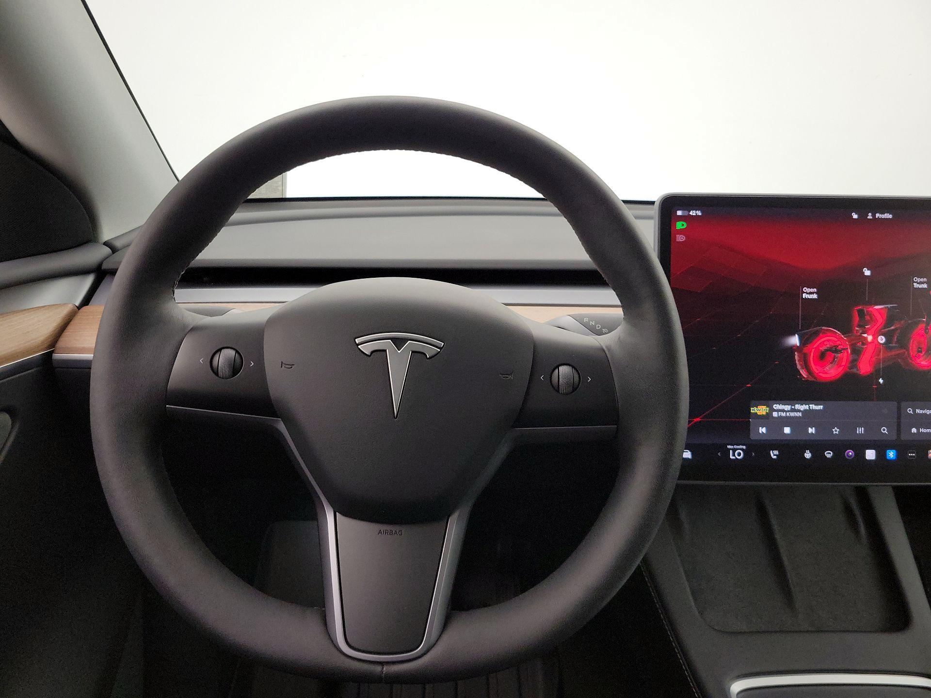 Thumbnail: 2022 Tesla Model Y - 10