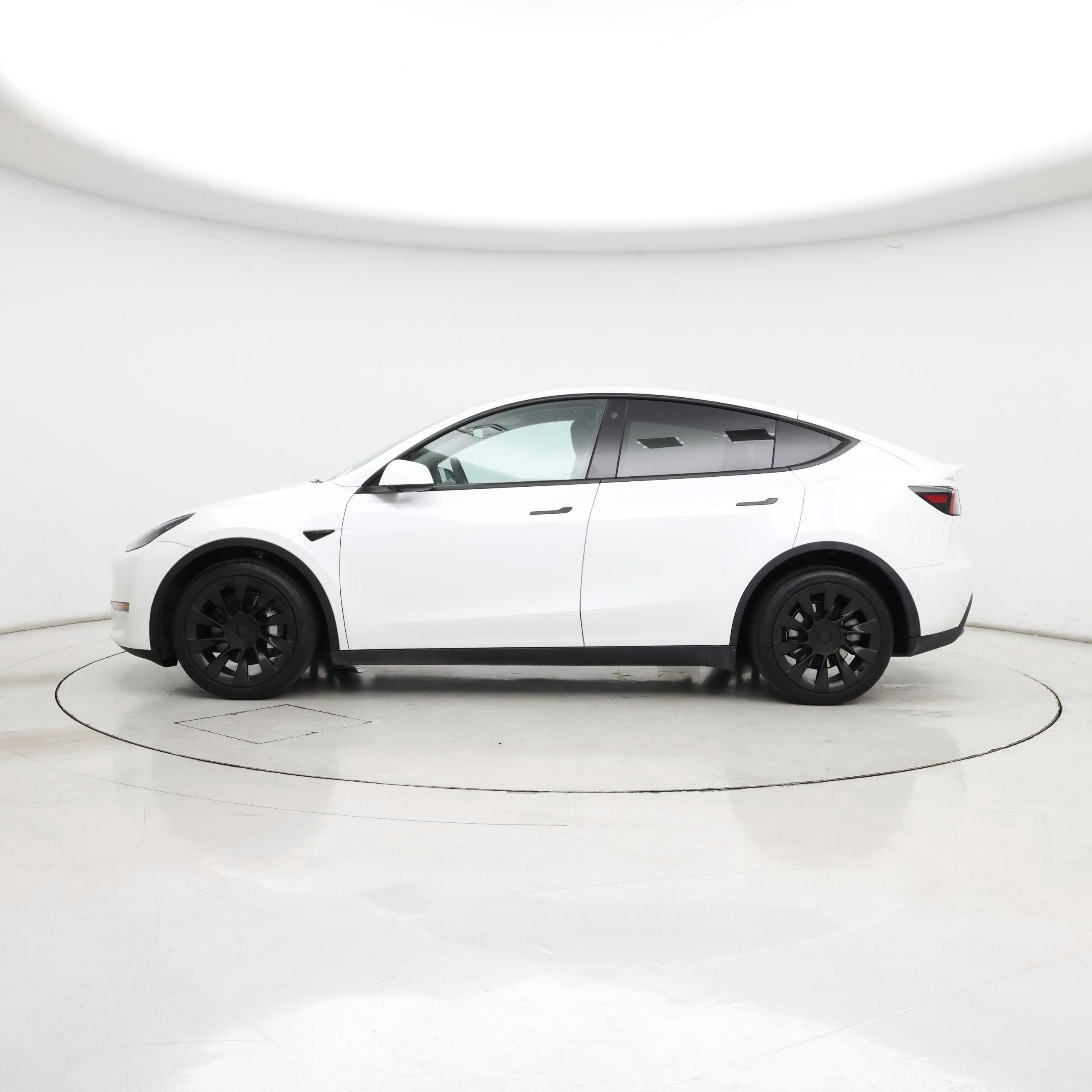 Thumbnail: 2022 Tesla Model Y - 3