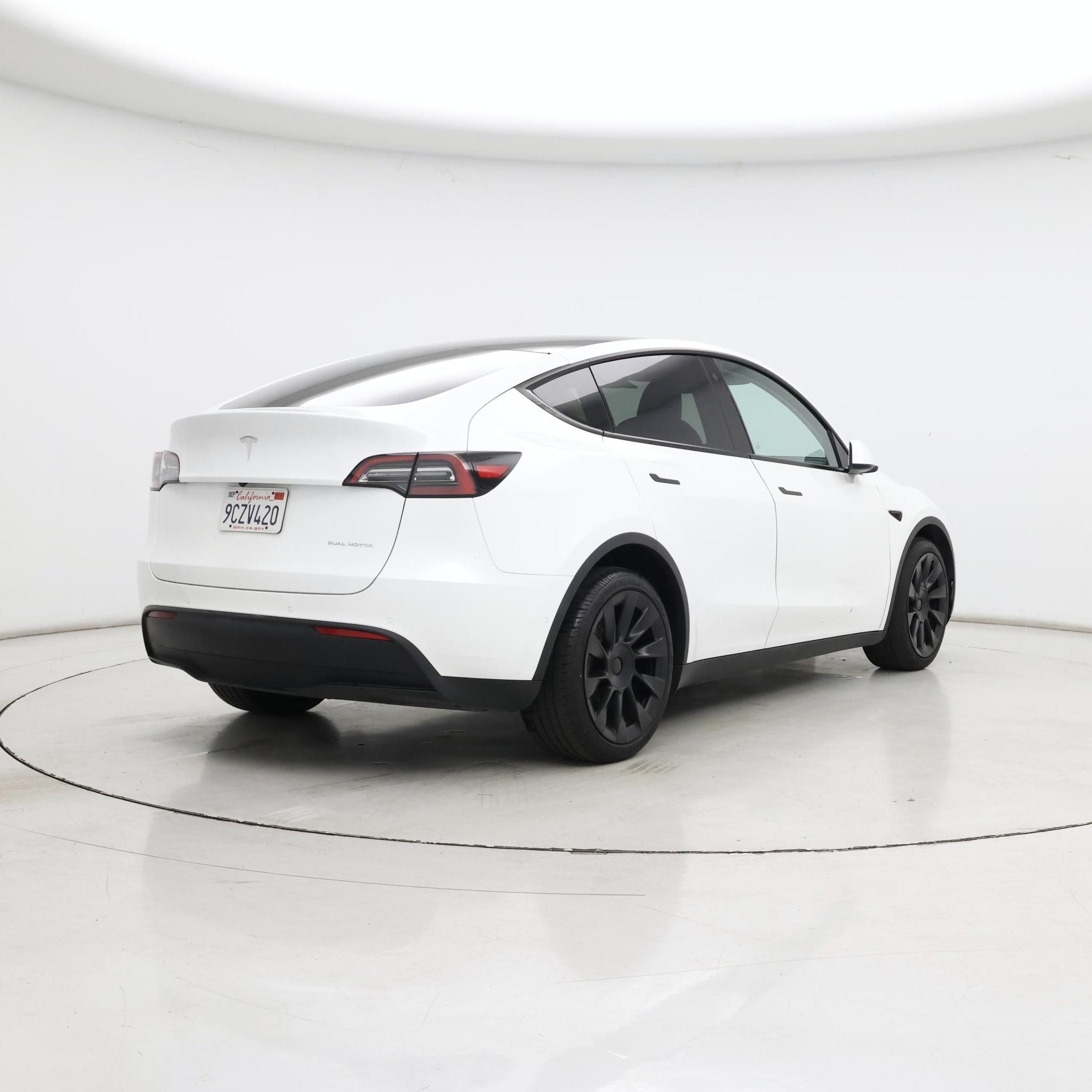 Thumbnail: 2022 Tesla Model Y - 8