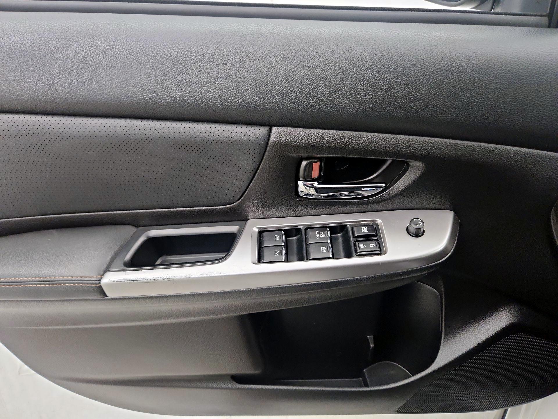 Thumbnail: 2017 Subaru Crosstrek - 12