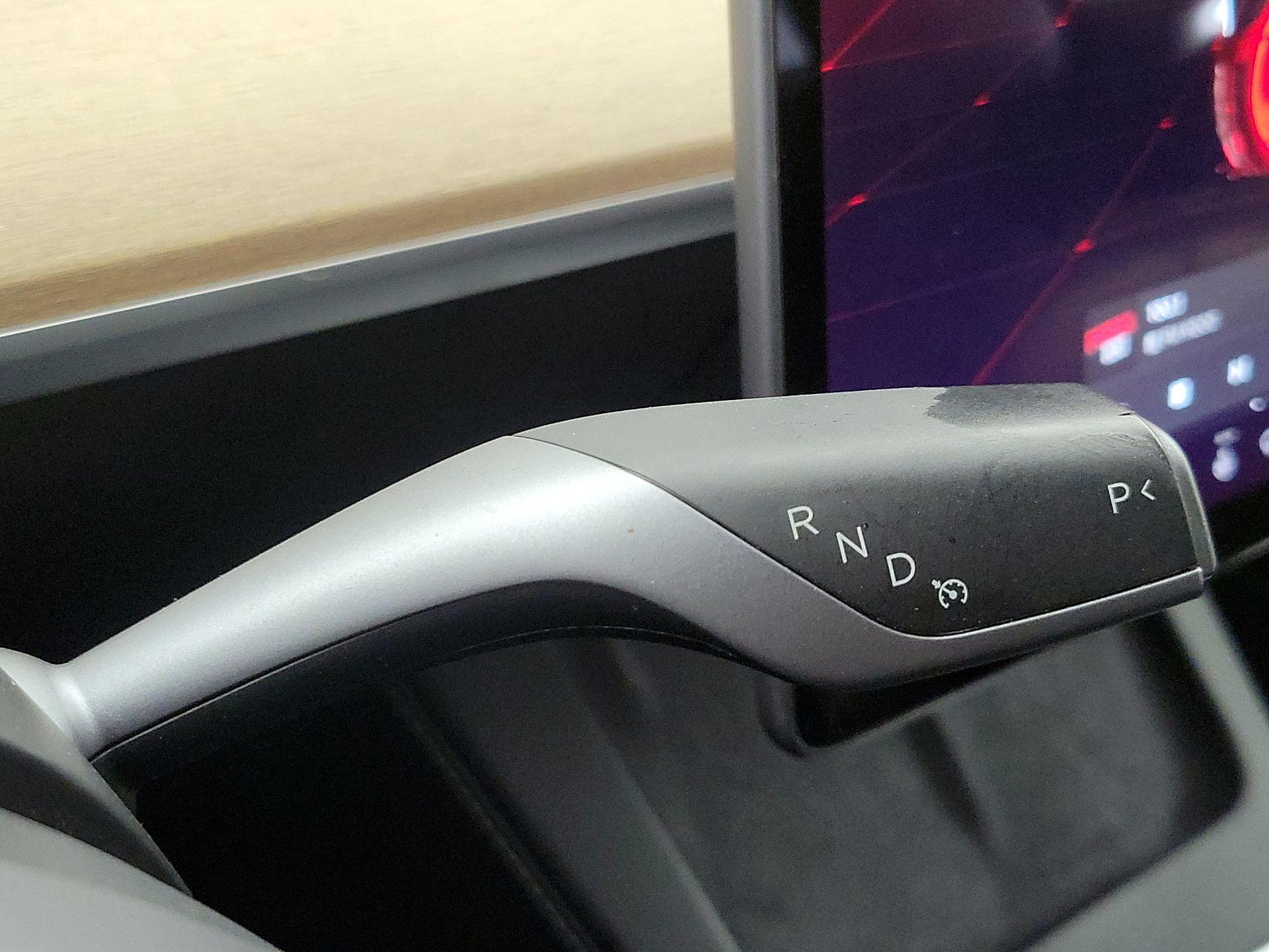 Thumbnail: 2022 Tesla Model 3 - 17