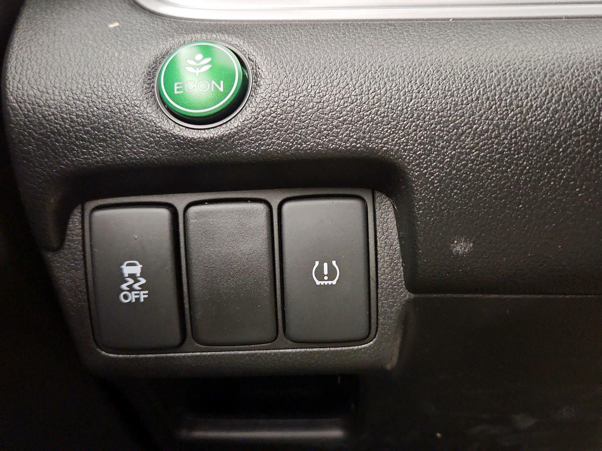 Thumbnail: 2015 Honda CR-V - 13