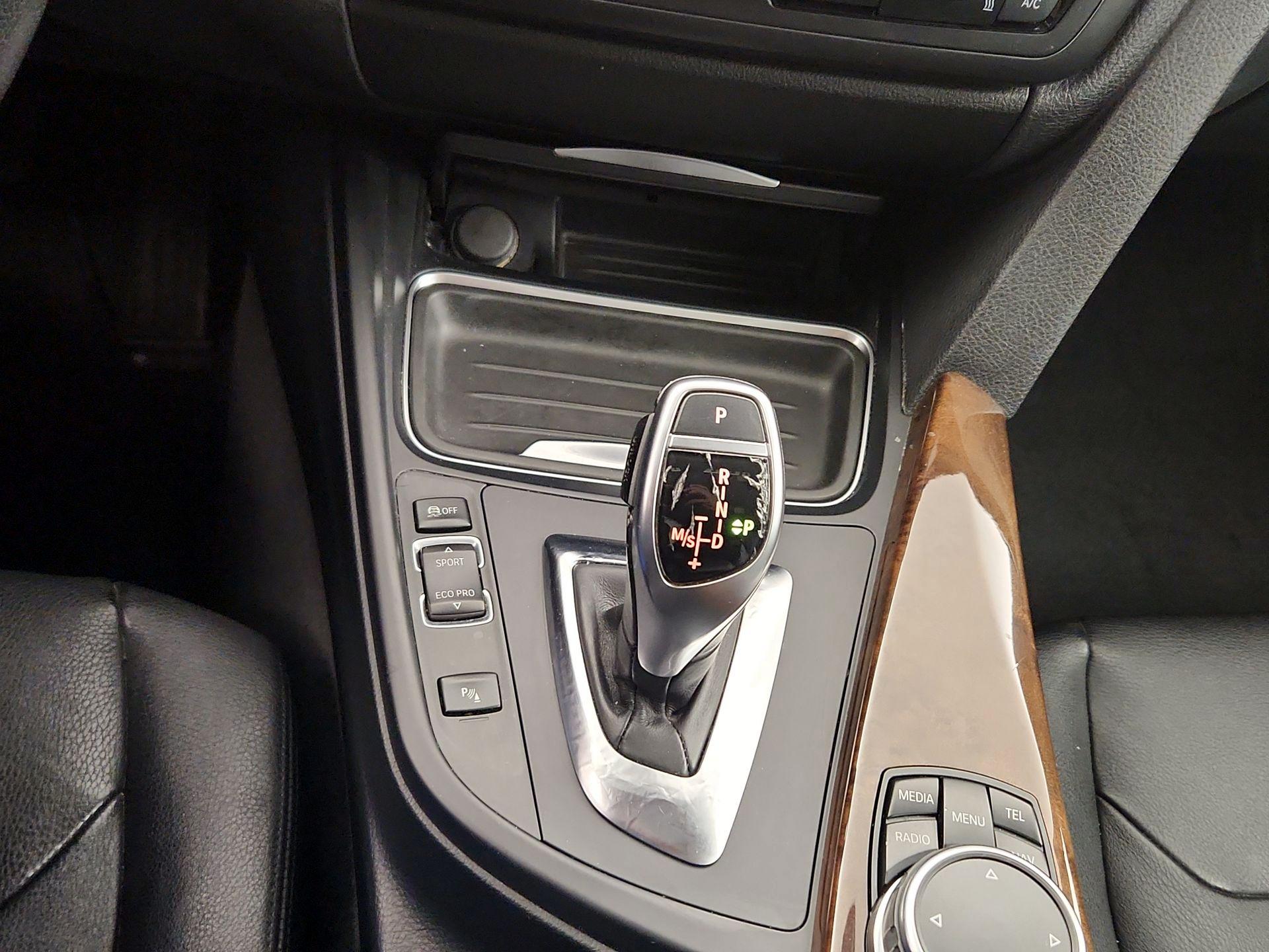 Thumbnail: 2015 BMW 4 Series - 18