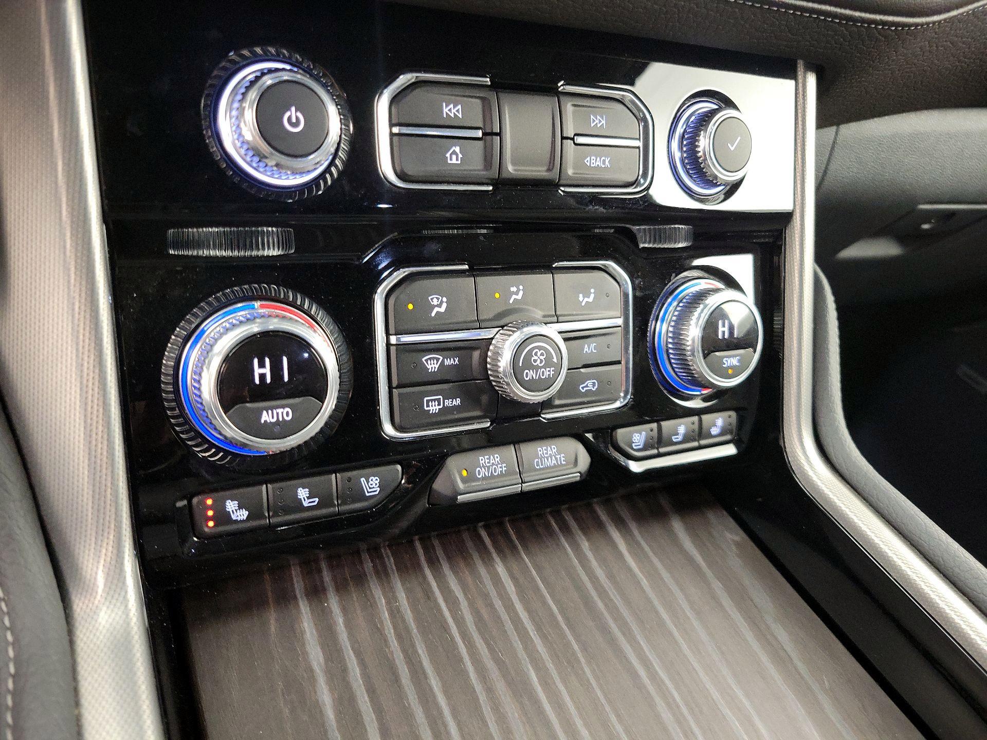 Thumbnail: 2021 GMC Yukon - 17