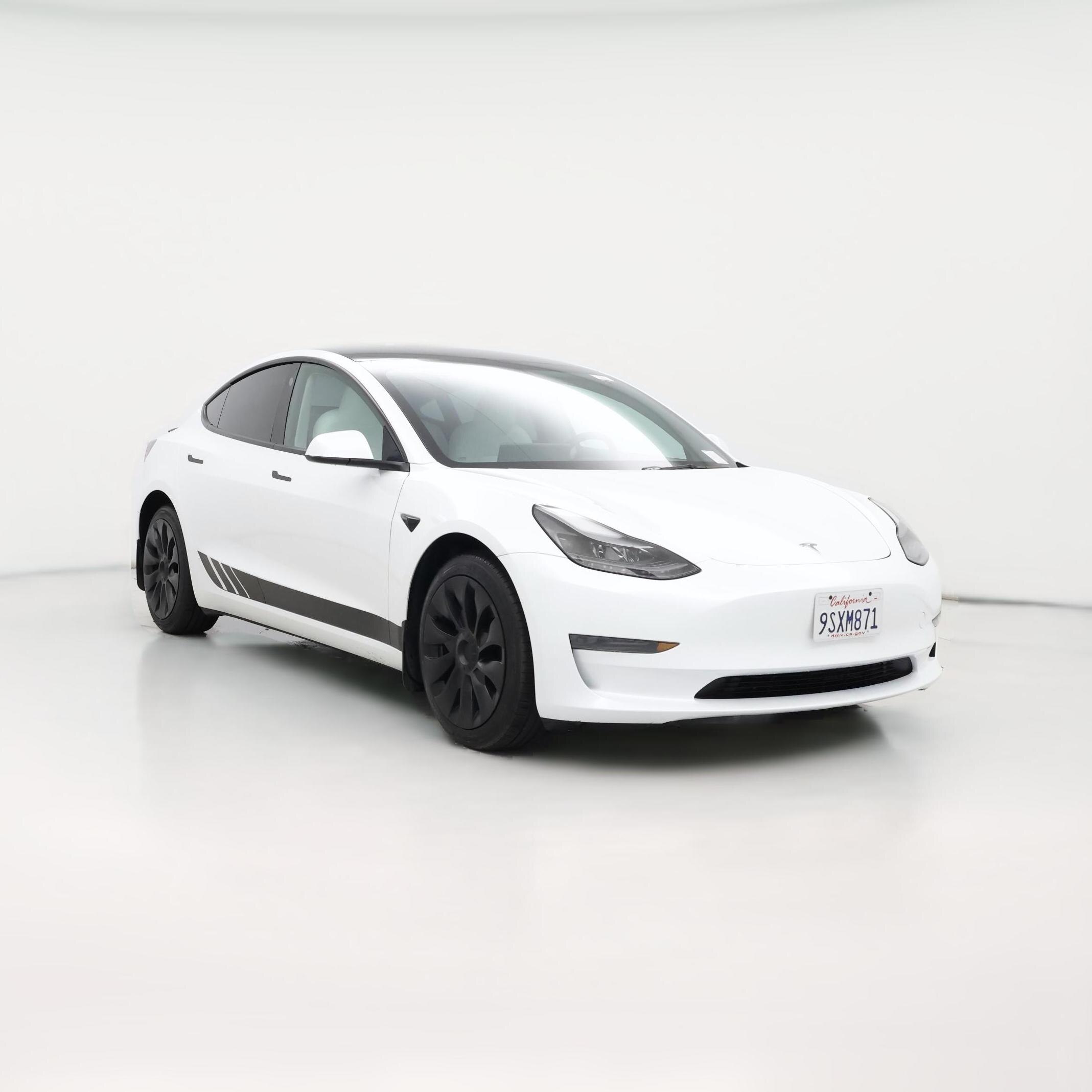 Thumbnail: 2023 Tesla Model 3 - 1