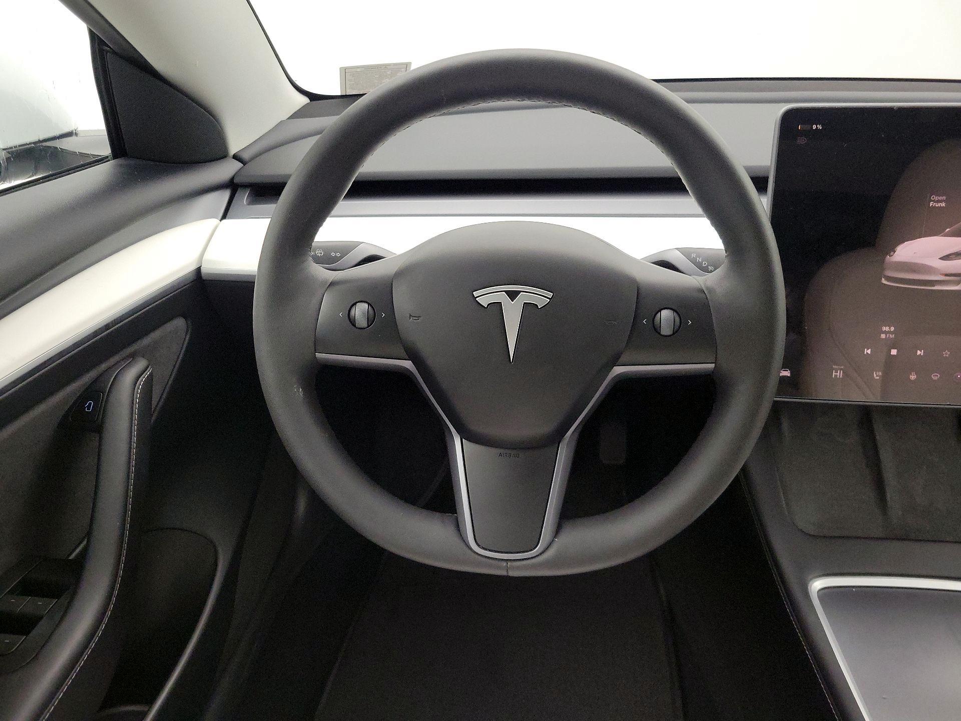 Thumbnail: 2023 Tesla Model 3 - 10