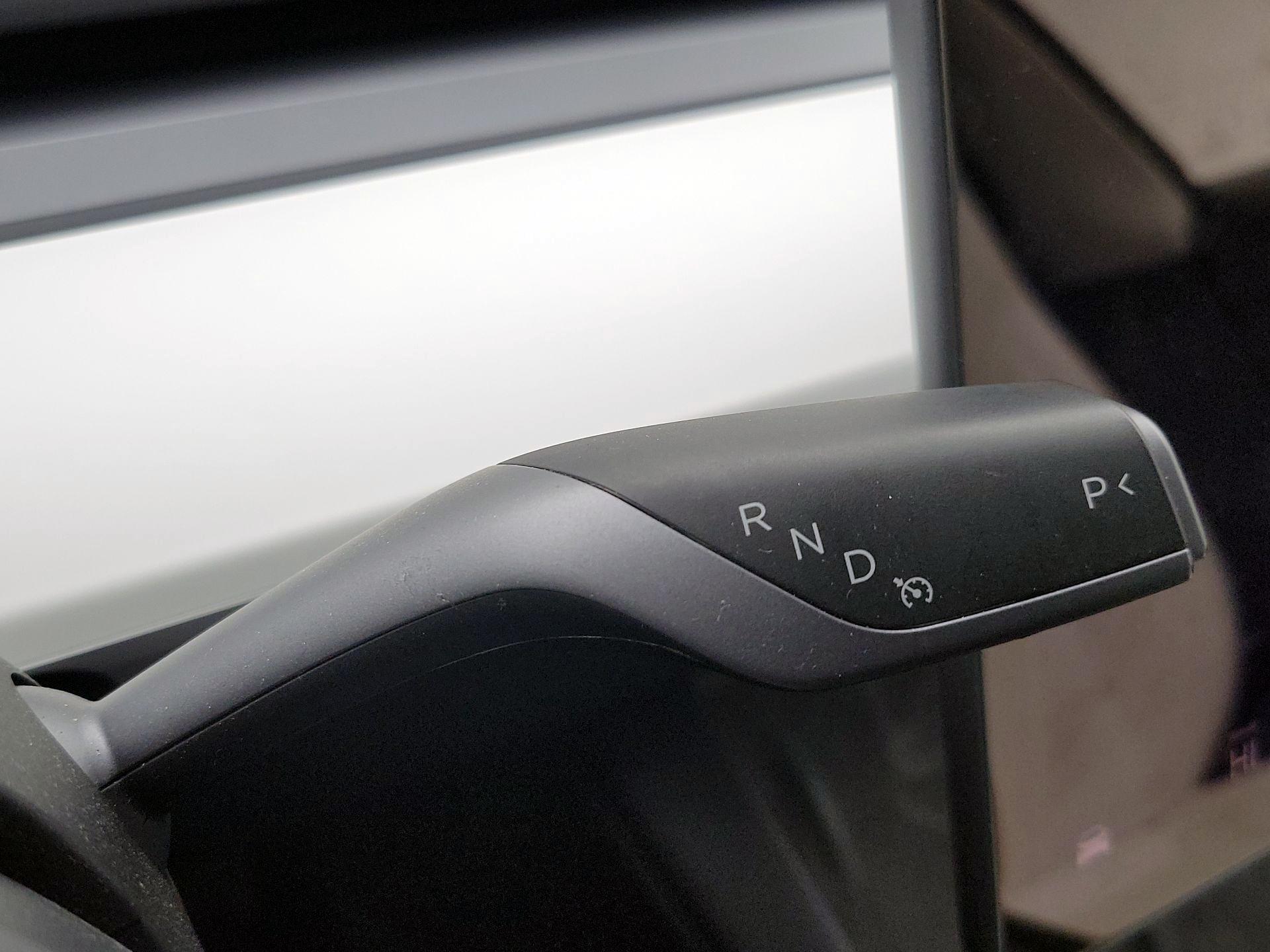 Thumbnail: 2023 Tesla Model 3 - 17