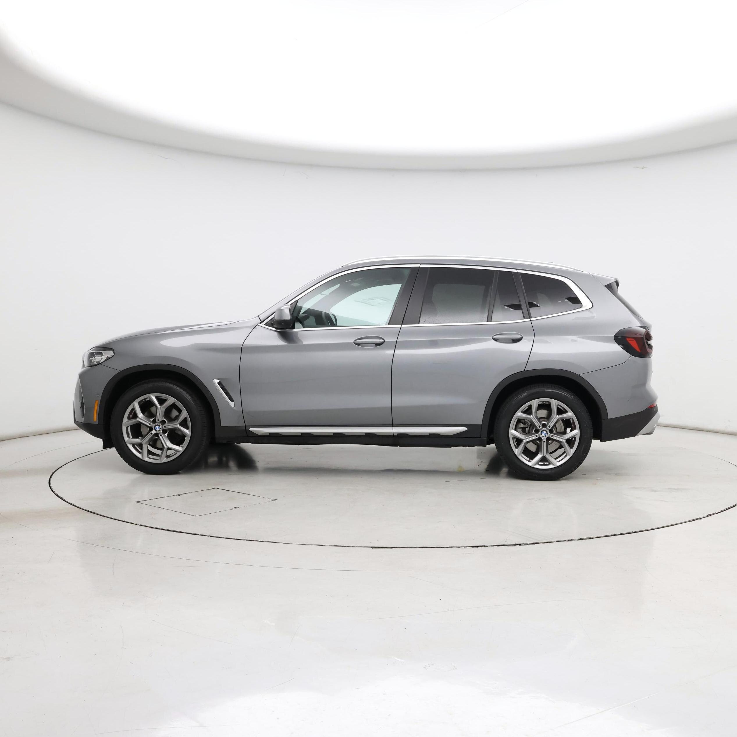 Thumbnail: 2023 BMW X3 - 3