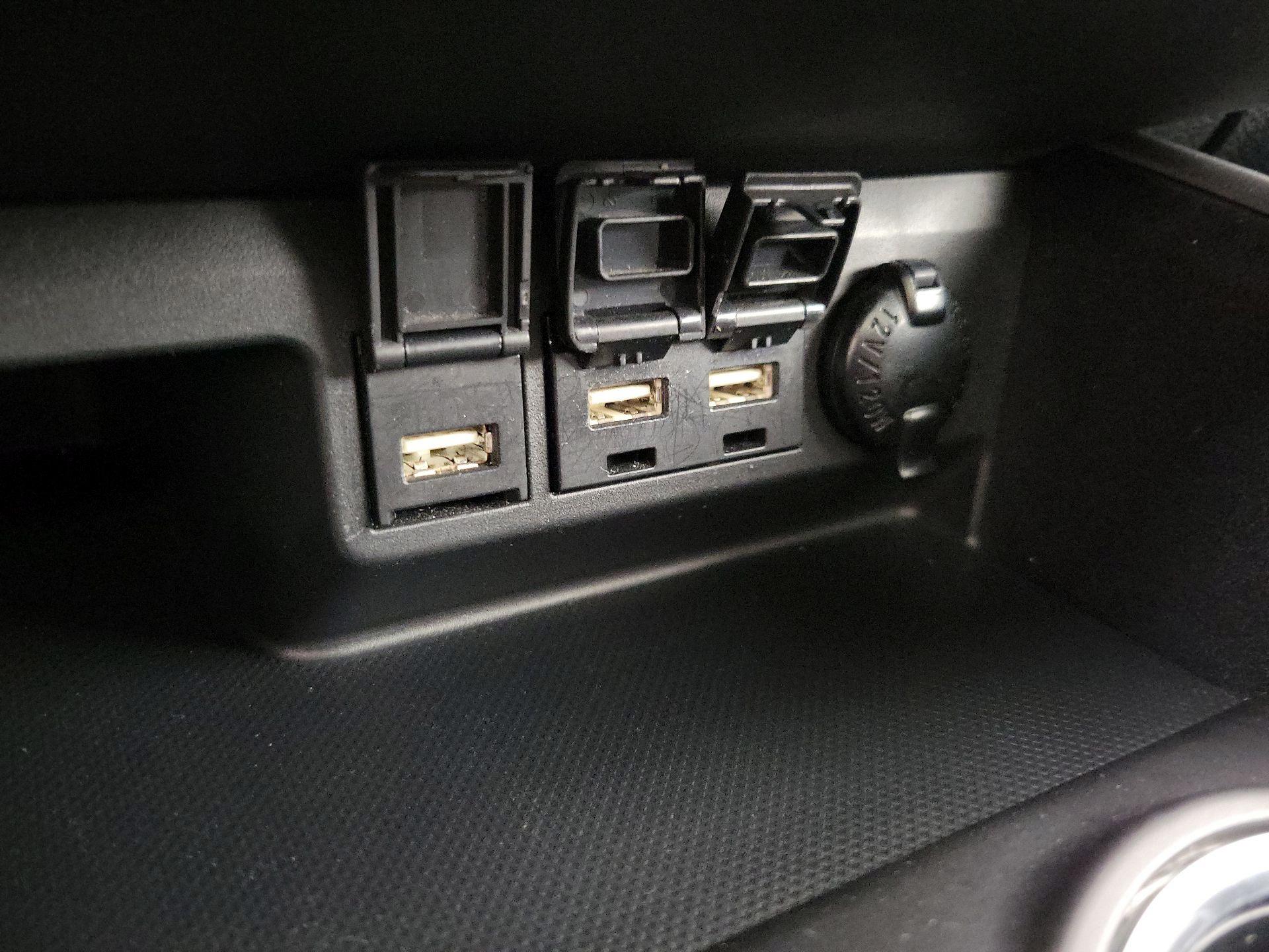 Thumbnail: 2021 Toyota Highlander - 19