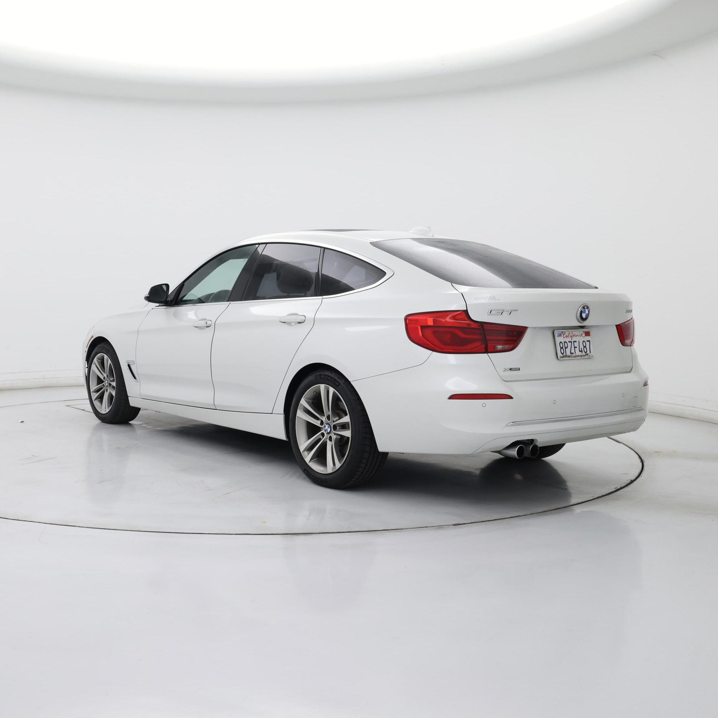 Thumbnail: 2017 BMW 3 Series - 2