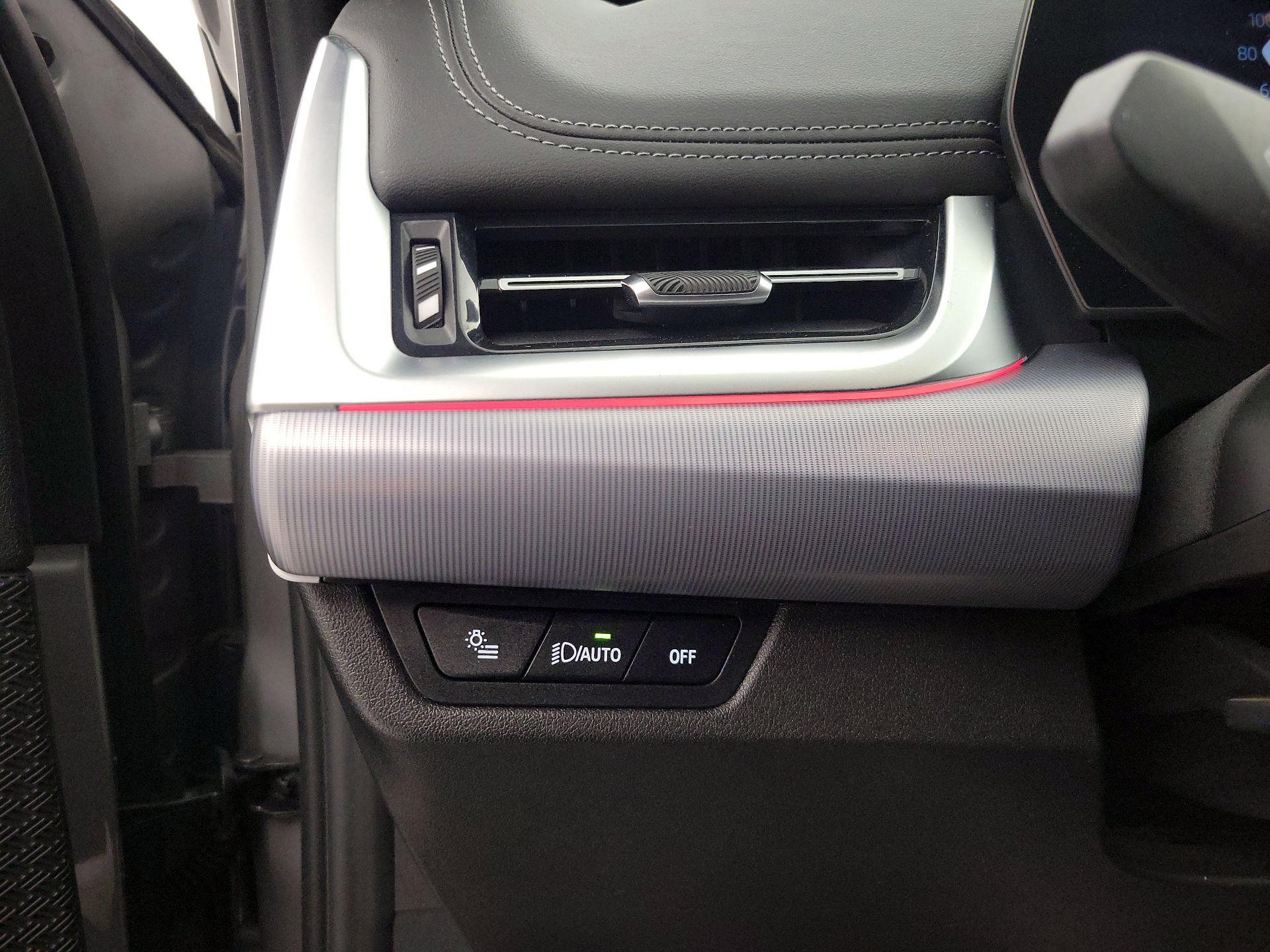 Thumbnail: 2024 BMW X1 - 13