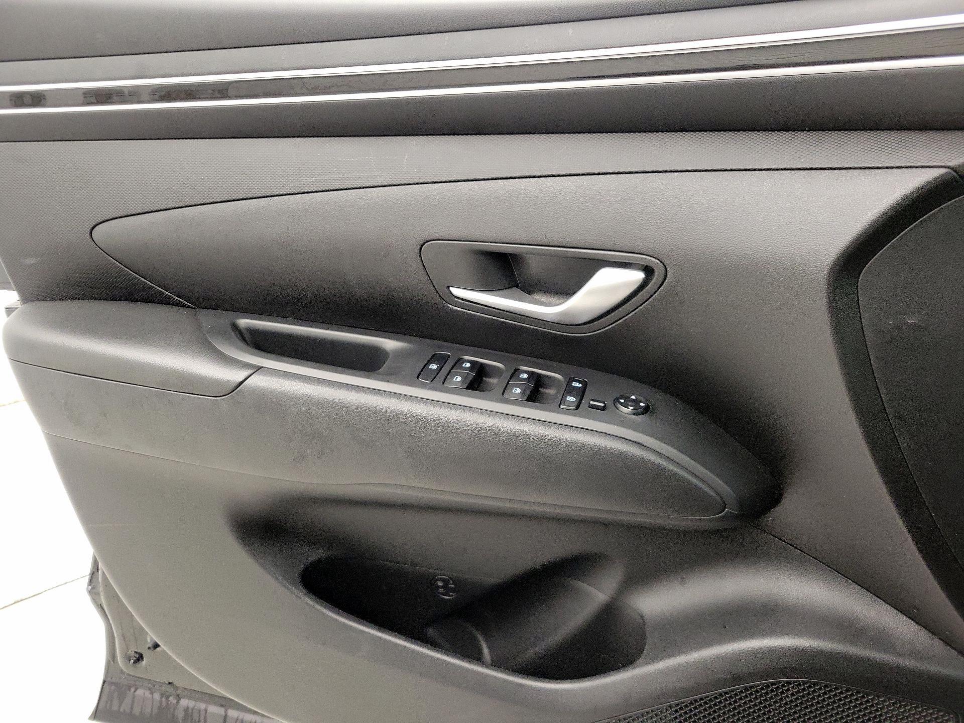 Thumbnail: 2022 Hyundai Tucson - 12