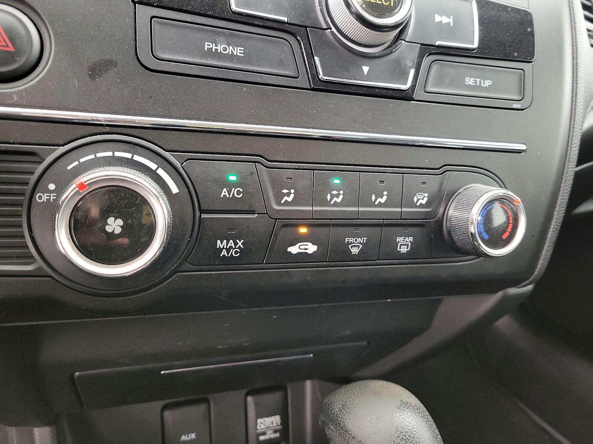 Thumbnail: 2015 Honda Civic - 16