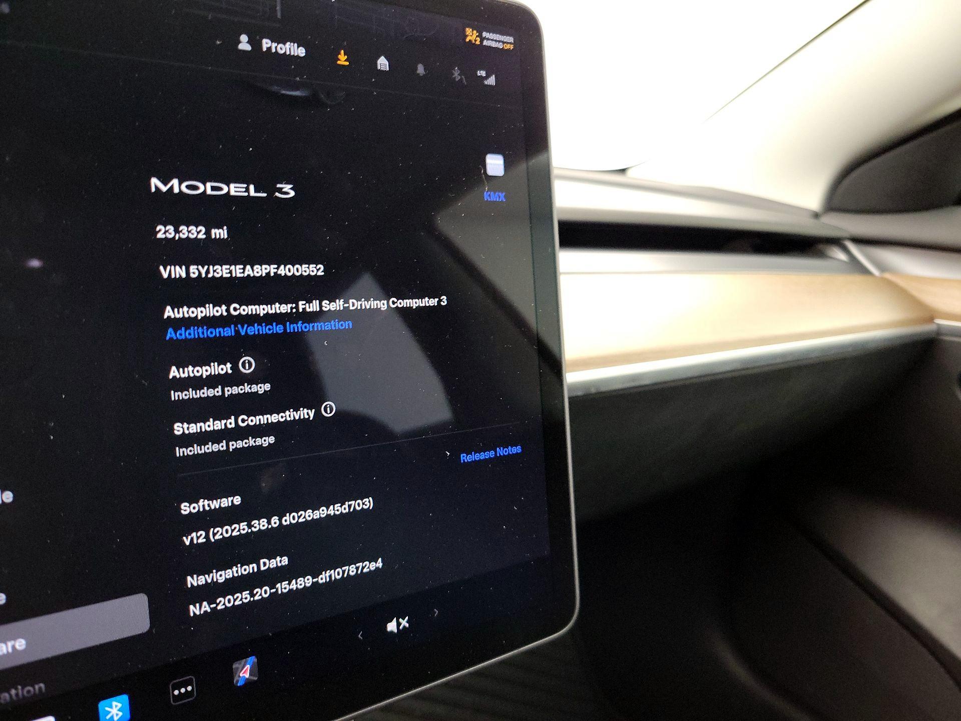 Thumbnail: 2023 Tesla Model 3 - 13