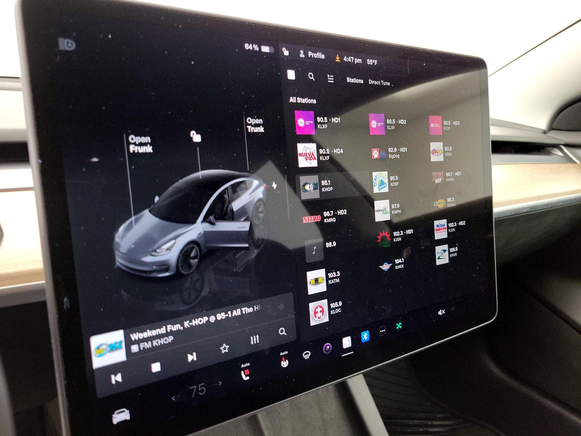 Thumbnail: 2023 Tesla Model 3 - 16