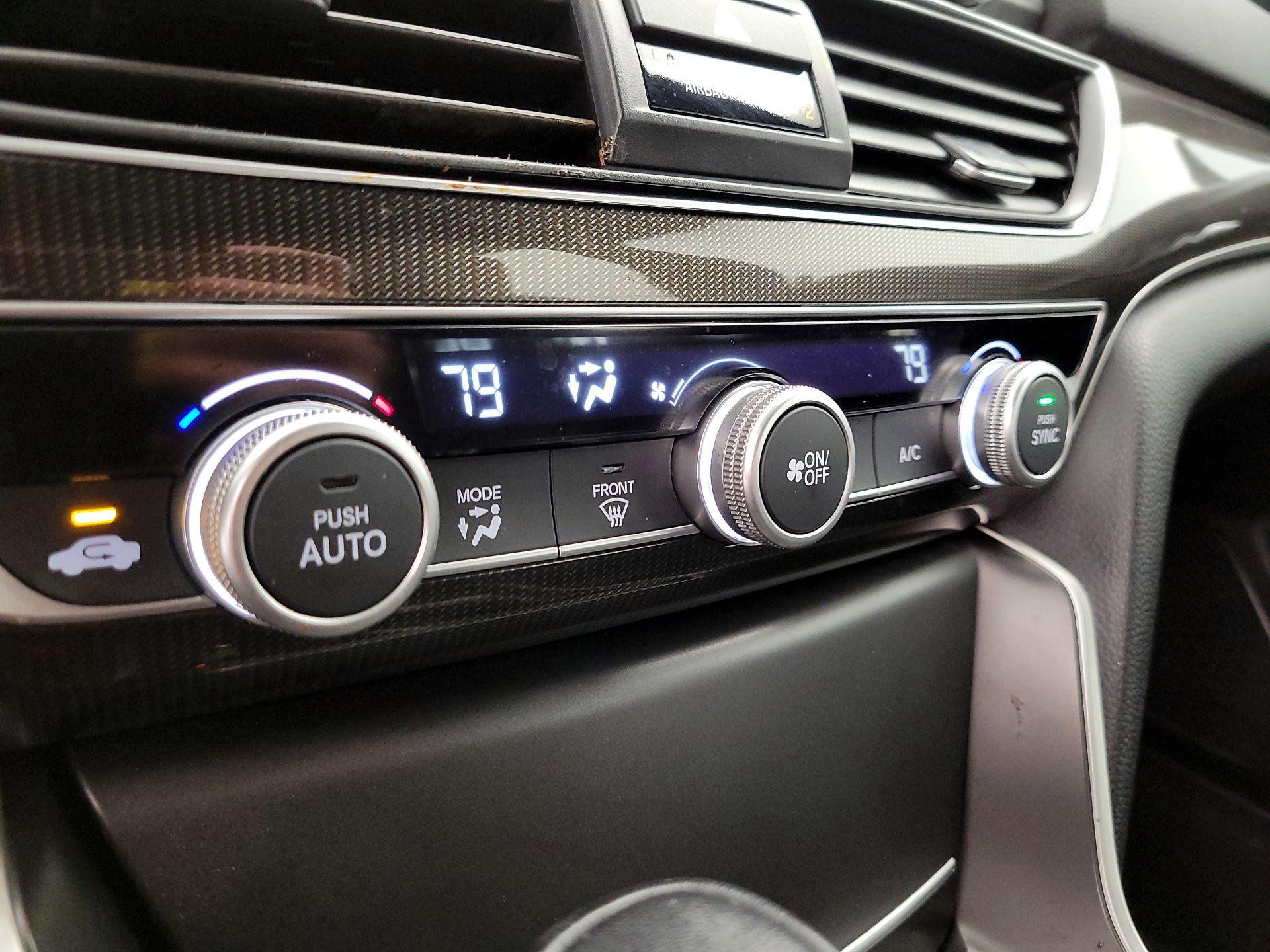 Thumbnail: 2018 Honda Accord - 16