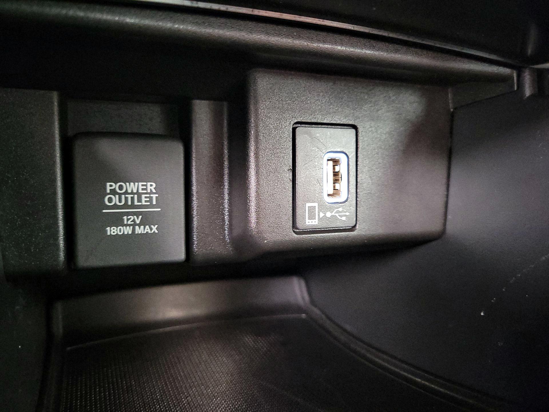 Thumbnail: 2018 Honda Accord - 18