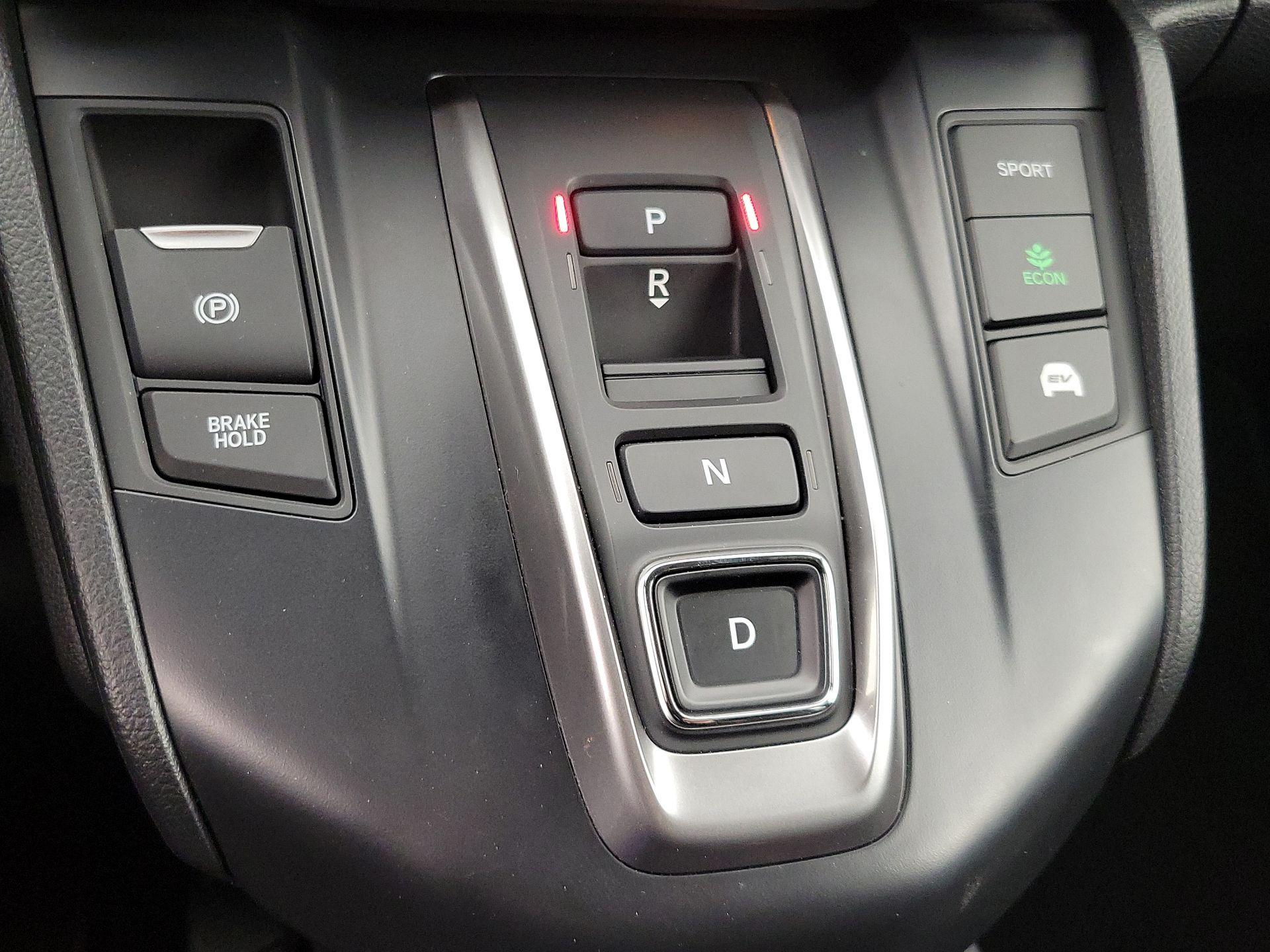 Thumbnail: 2022 Honda CR-V - 17