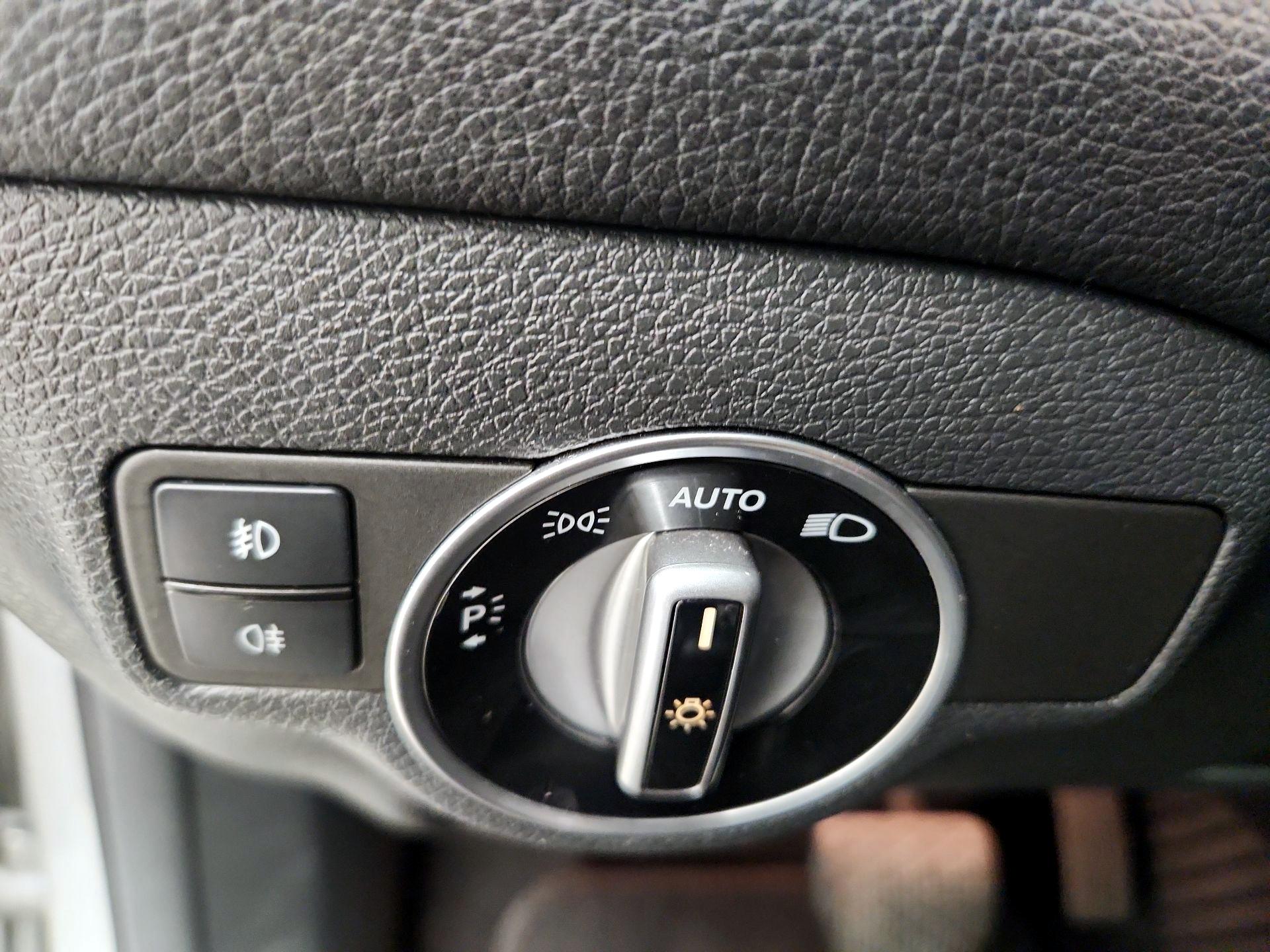 Thumbnail: 2018 Mercedes-Benz GLA - 13