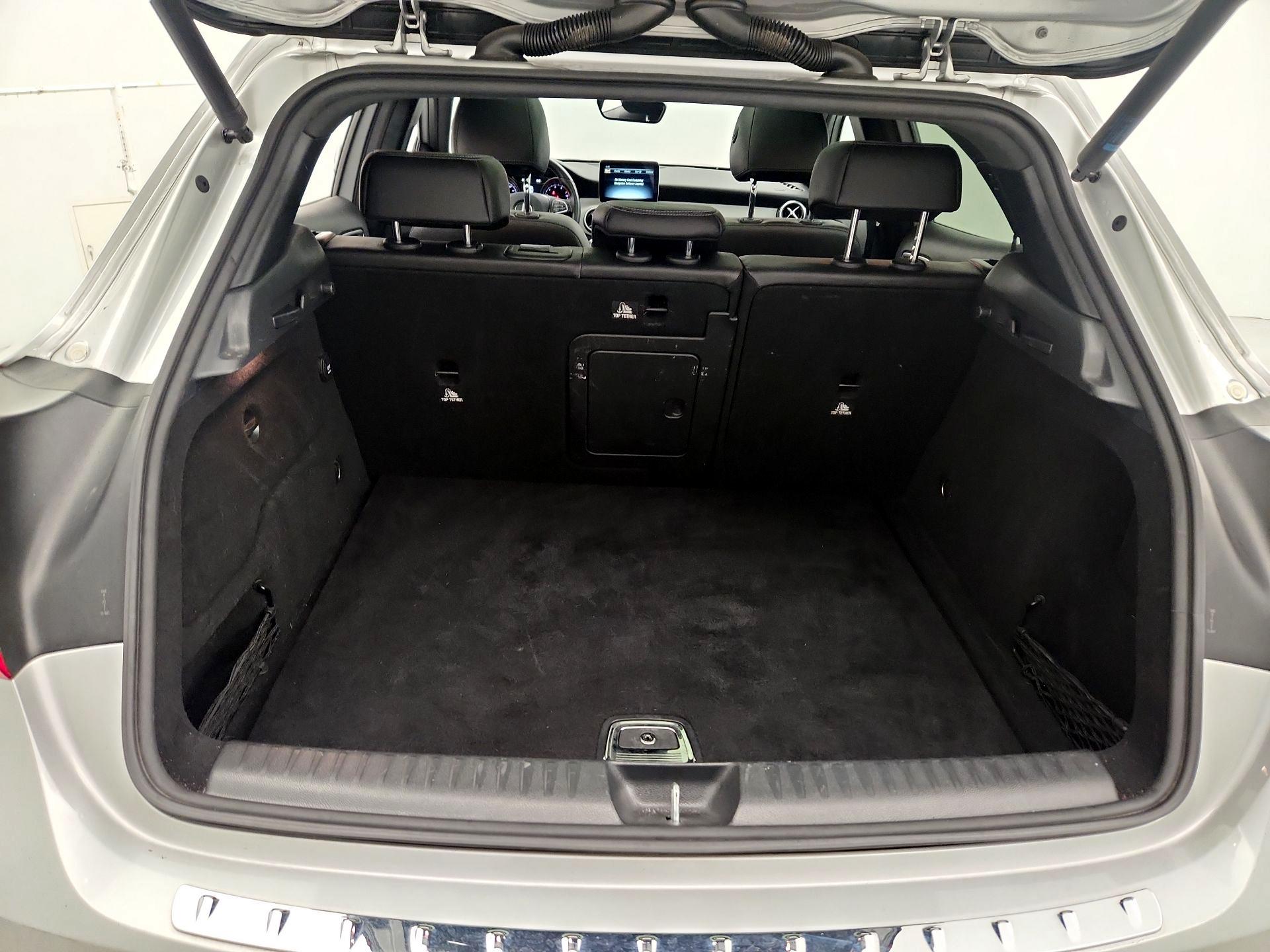 Thumbnail: 2018 Mercedes-Benz GLA - 20