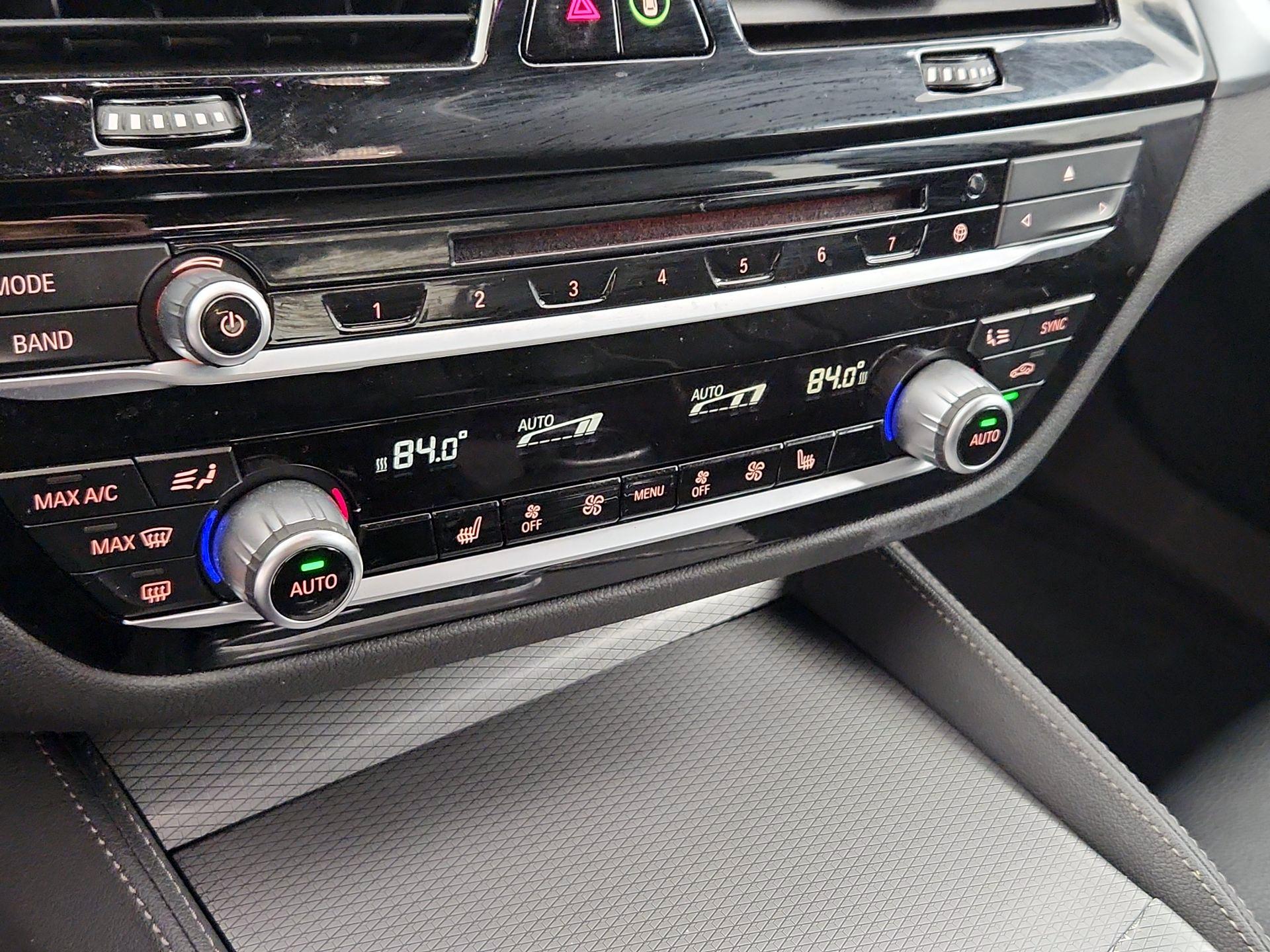 Thumbnail: 2017 BMW 5 Series - 16