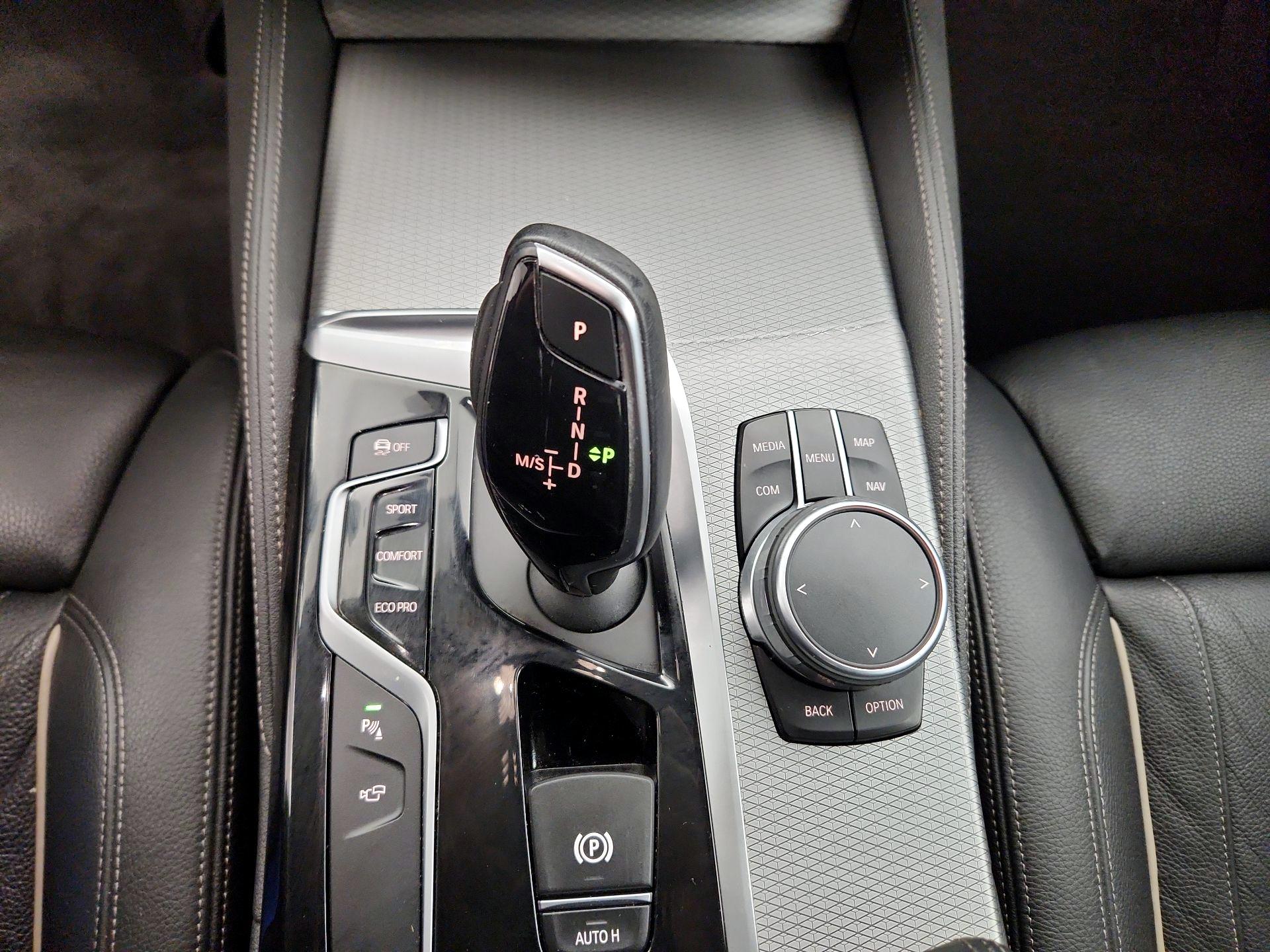 Thumbnail: 2017 BMW 5 Series - 17