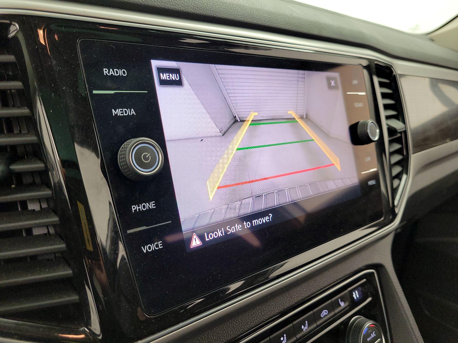 Thumbnail: 2018 Volkswagen Atlas - 14