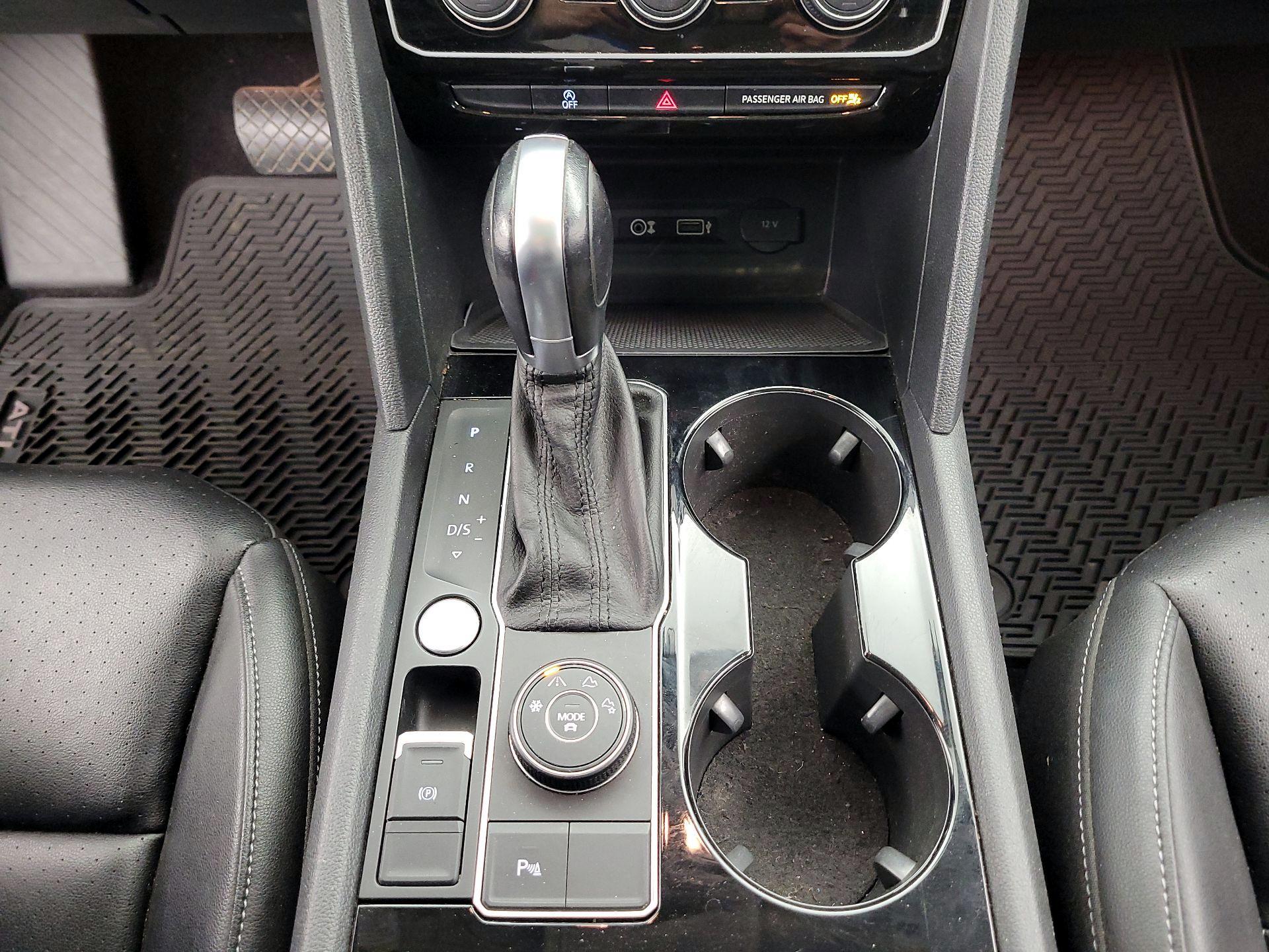 Thumbnail: 2018 Volkswagen Atlas - 17