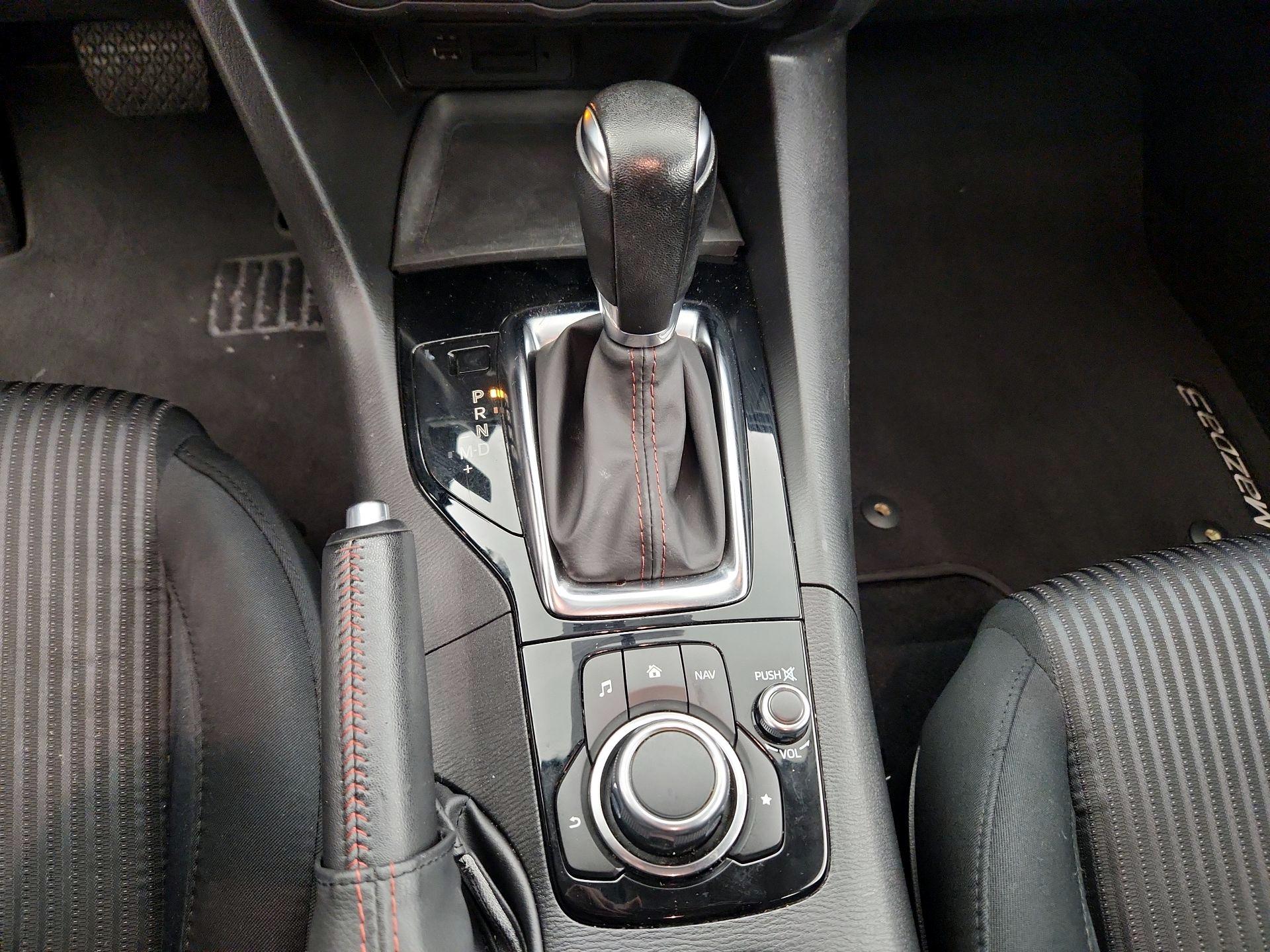 Thumbnail: 2015 Mazda Mazda3 - 17